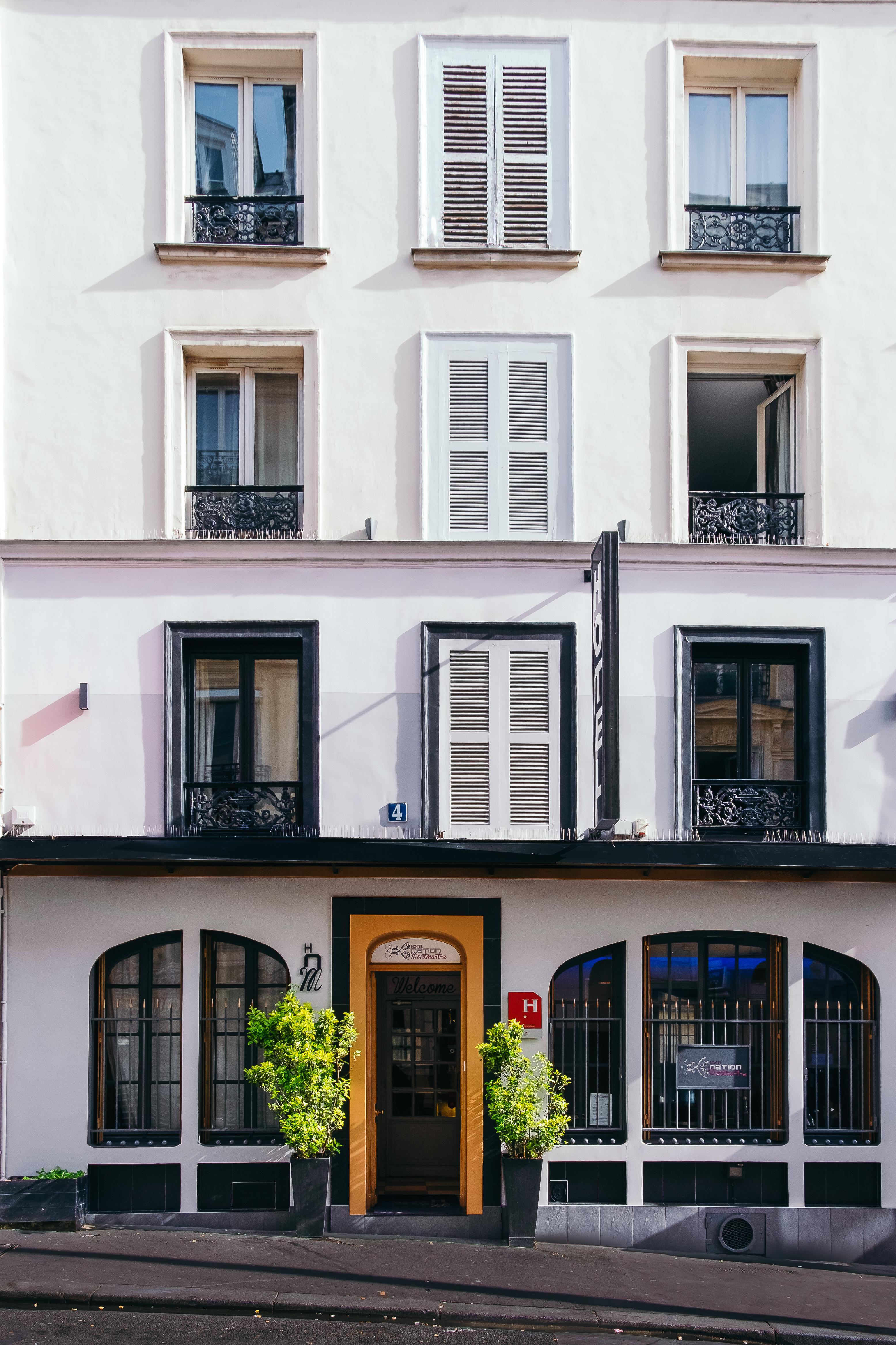 Nation Montmartre Hotel