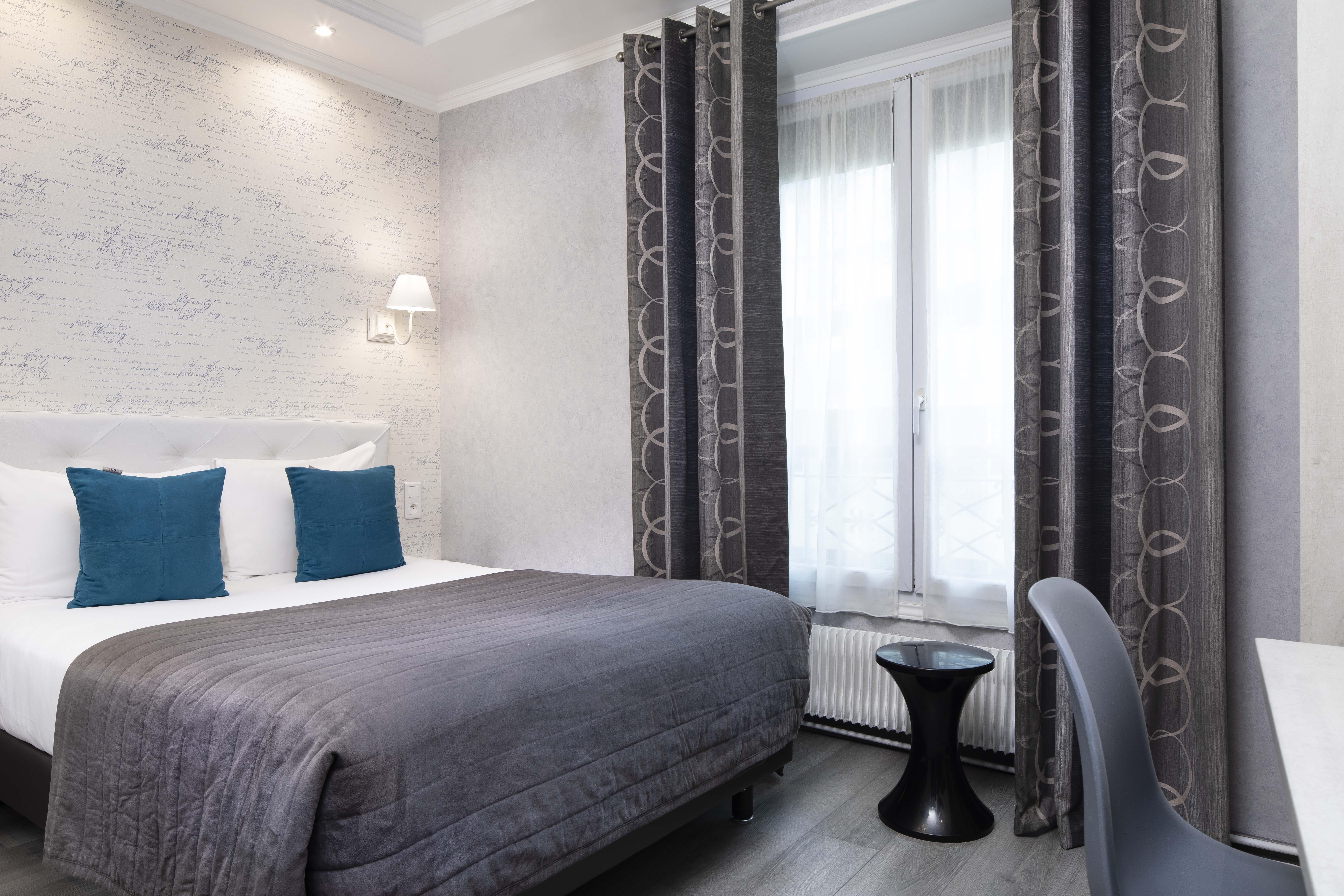 De Geneve Hotel 3*