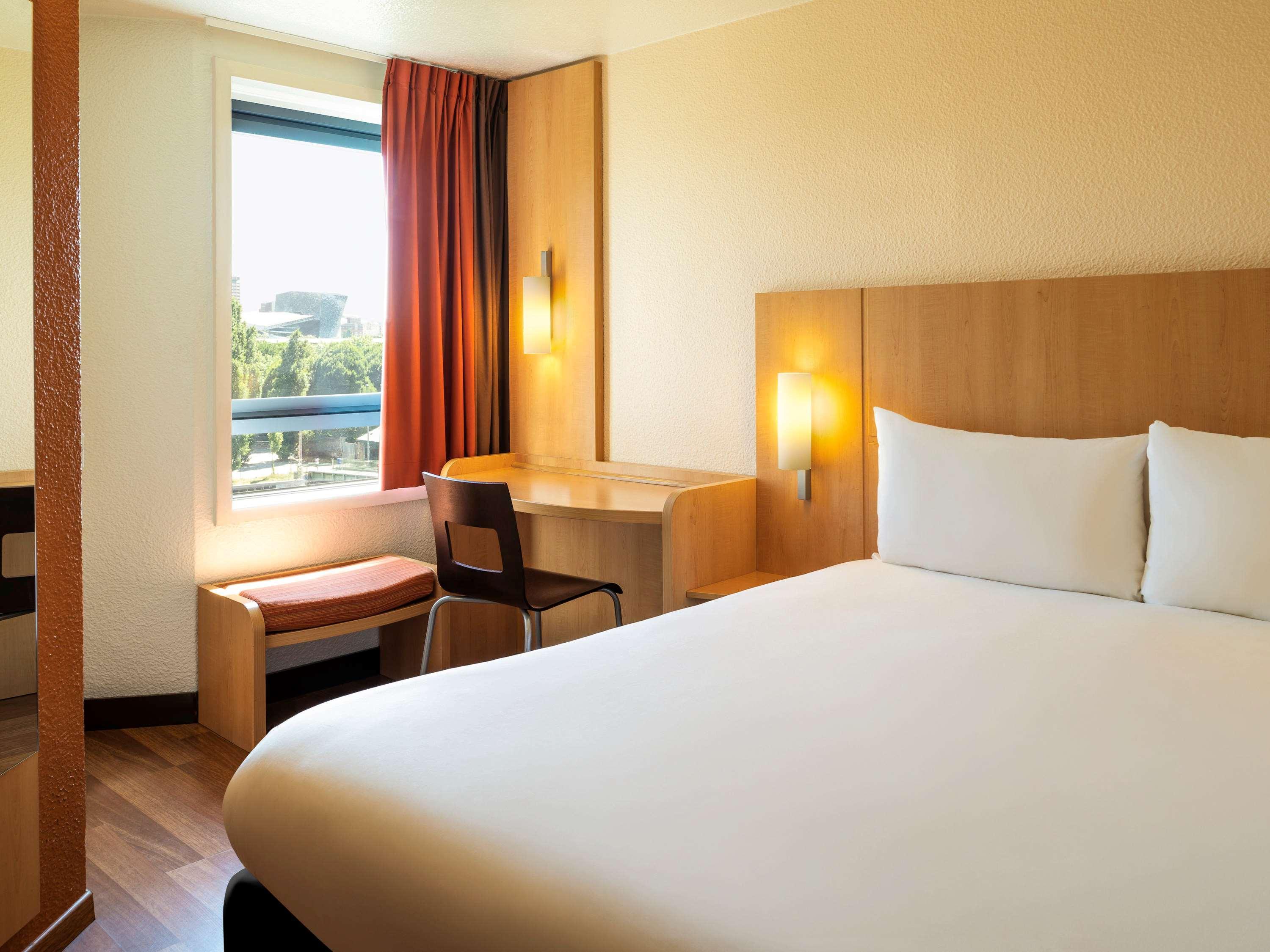Hotel Ibis La Cite Des Sciences 19eme 3*