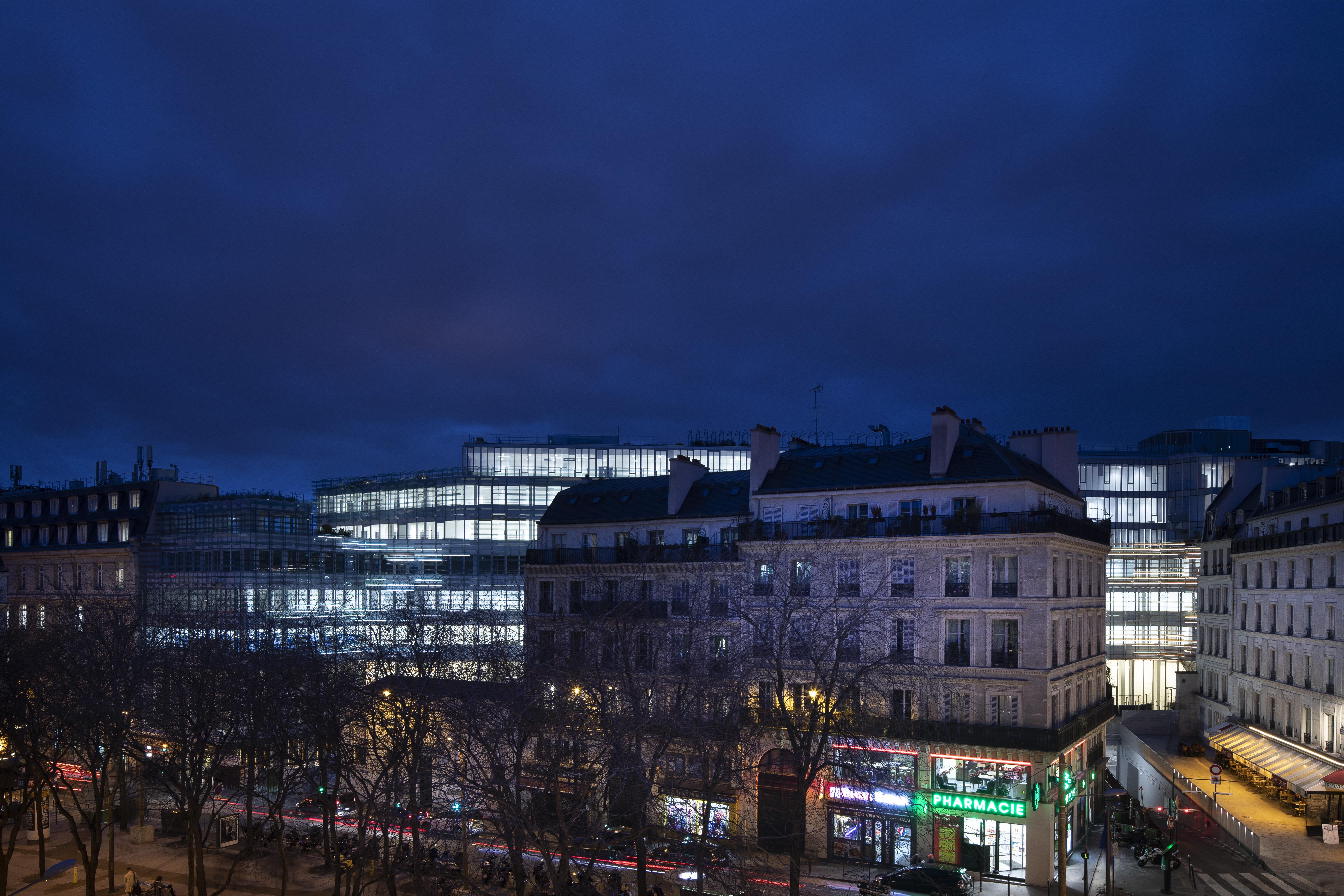 De Geneve Paris