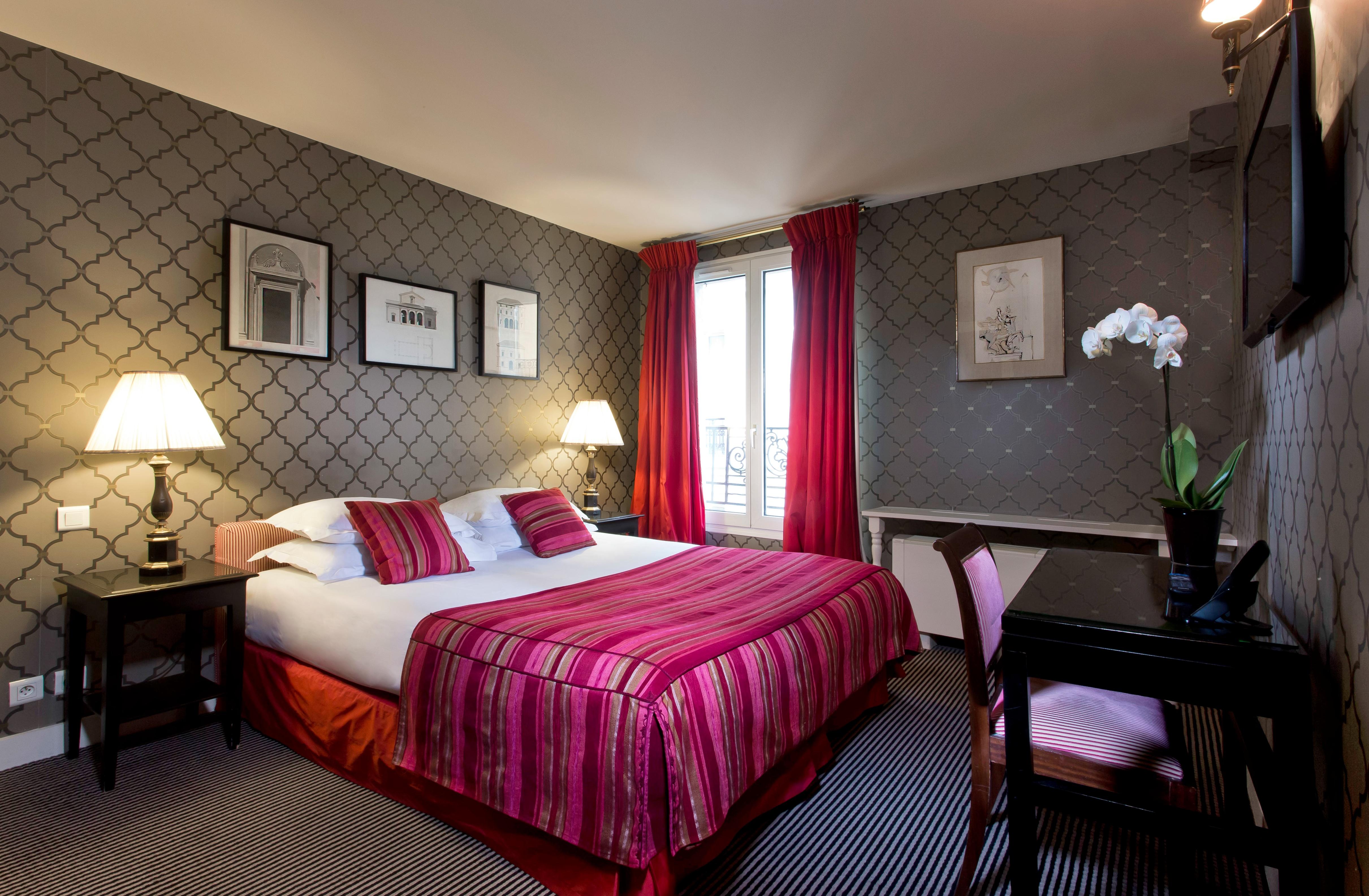 Des Arts Hotel 3*