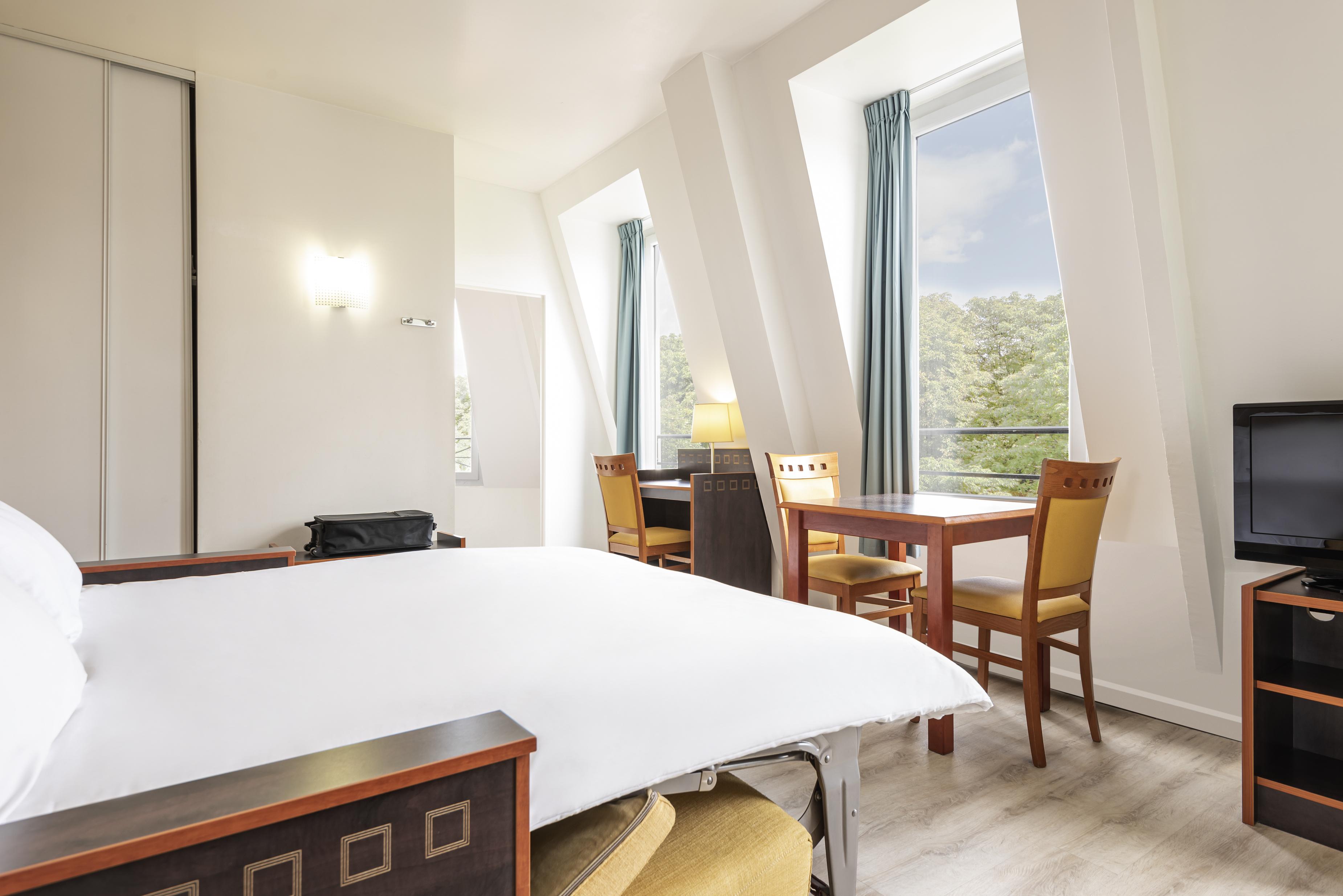 Aparthotel Adagio Access Philippe Auguste 2*
