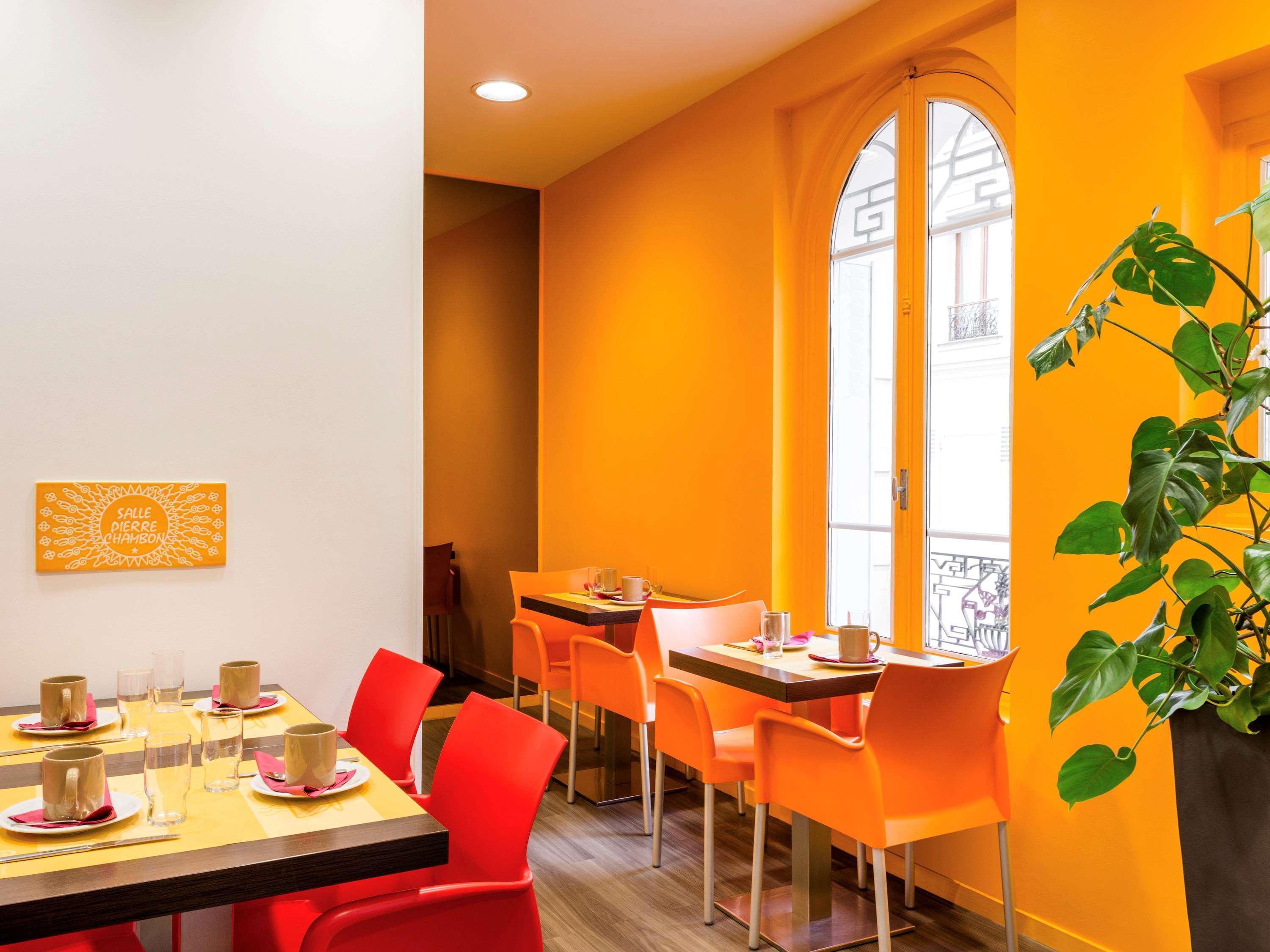 Adagio Access Philippe Auguste Aparthotel