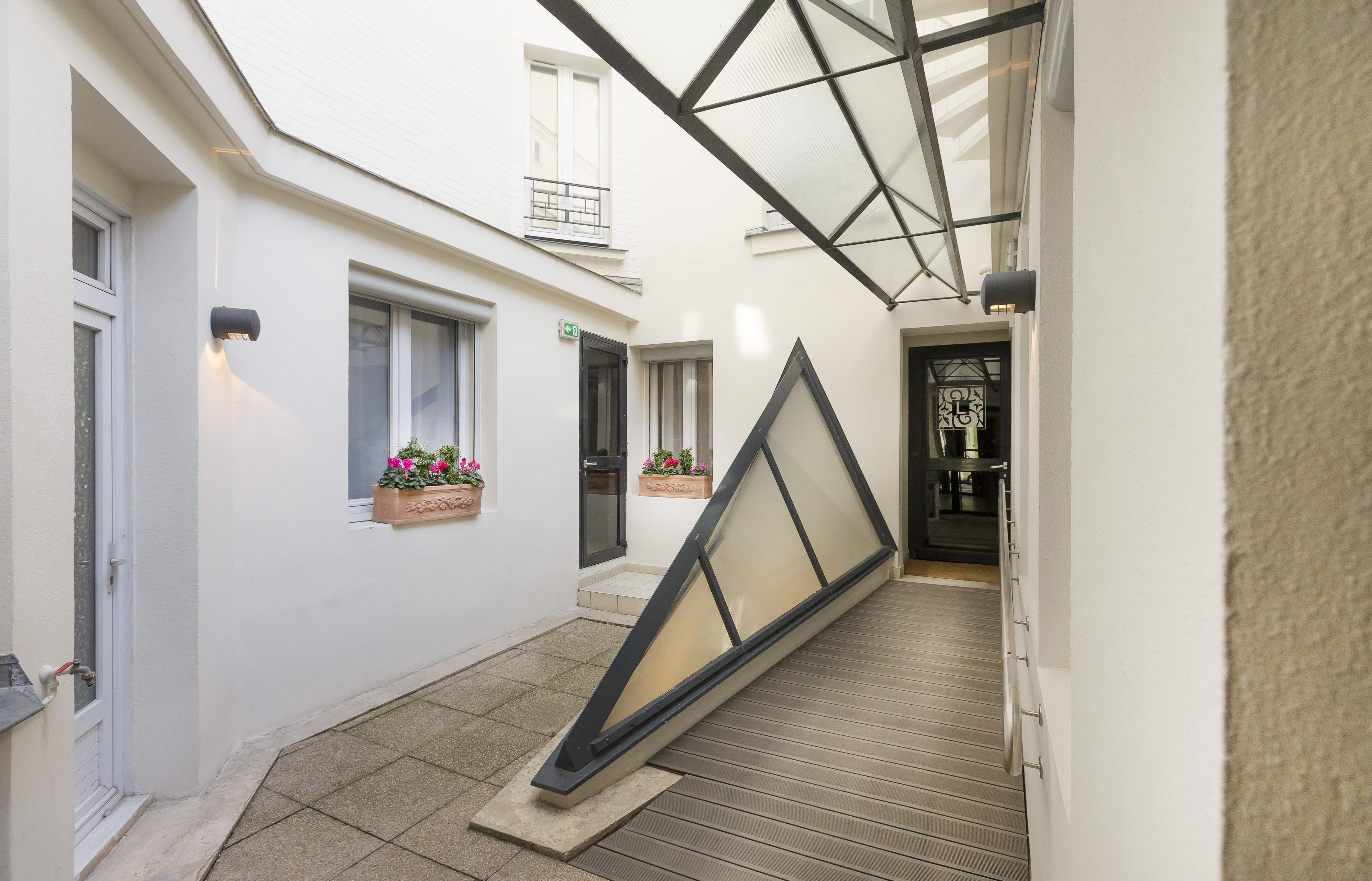 Libertel Canal Saint Martin 3* Paris