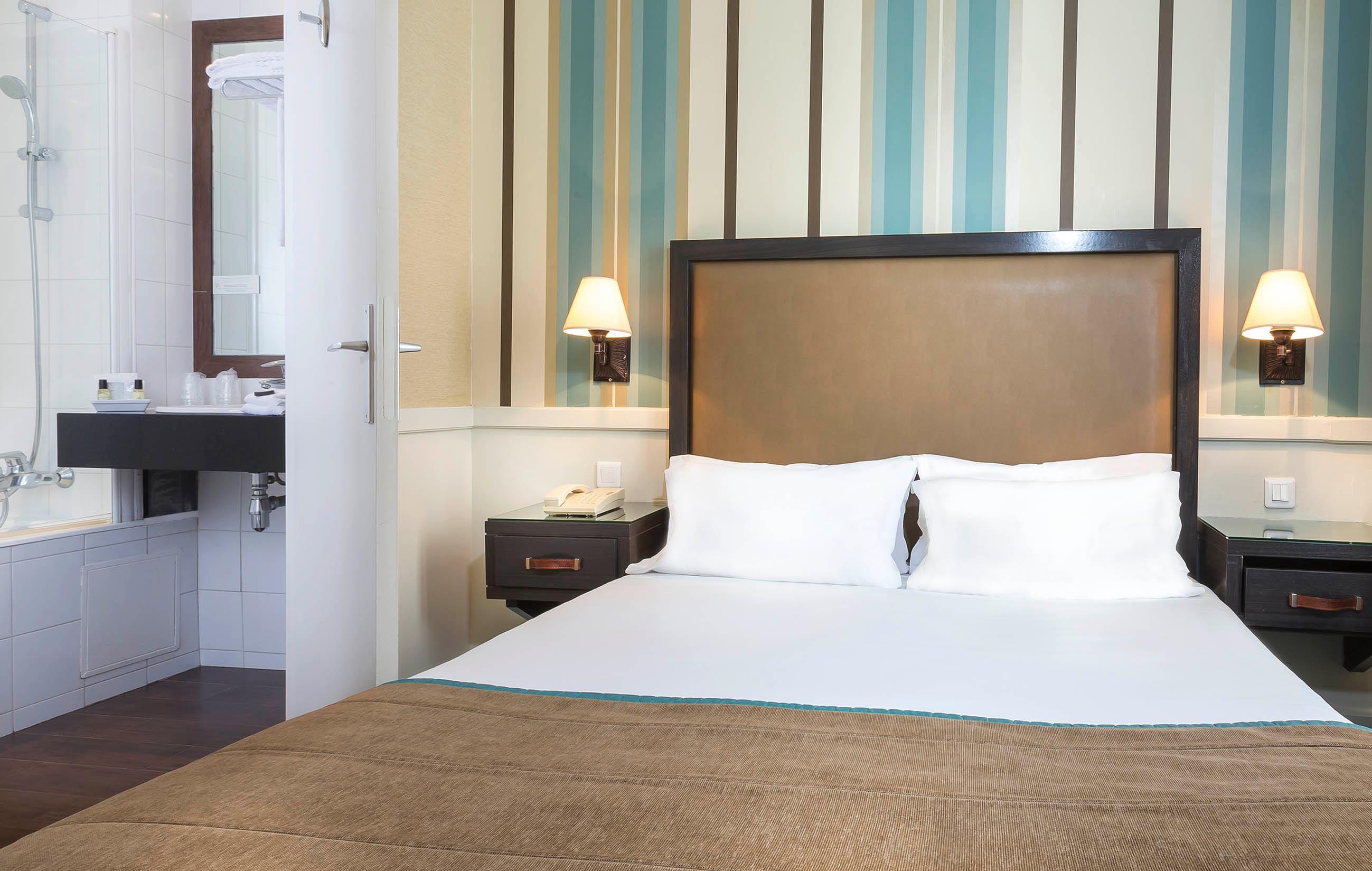 Hotel Elysées Union 3*