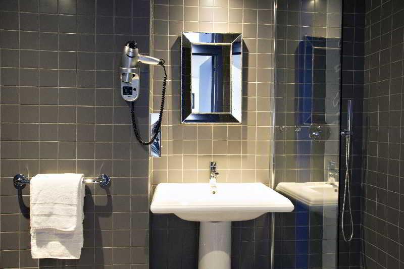 Mademoiselle Hotel 4*