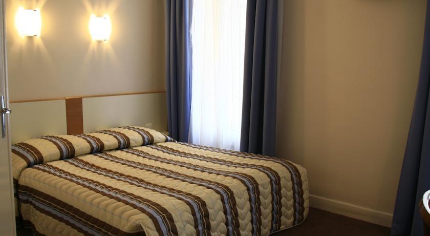 Hotel De Nemours Paris