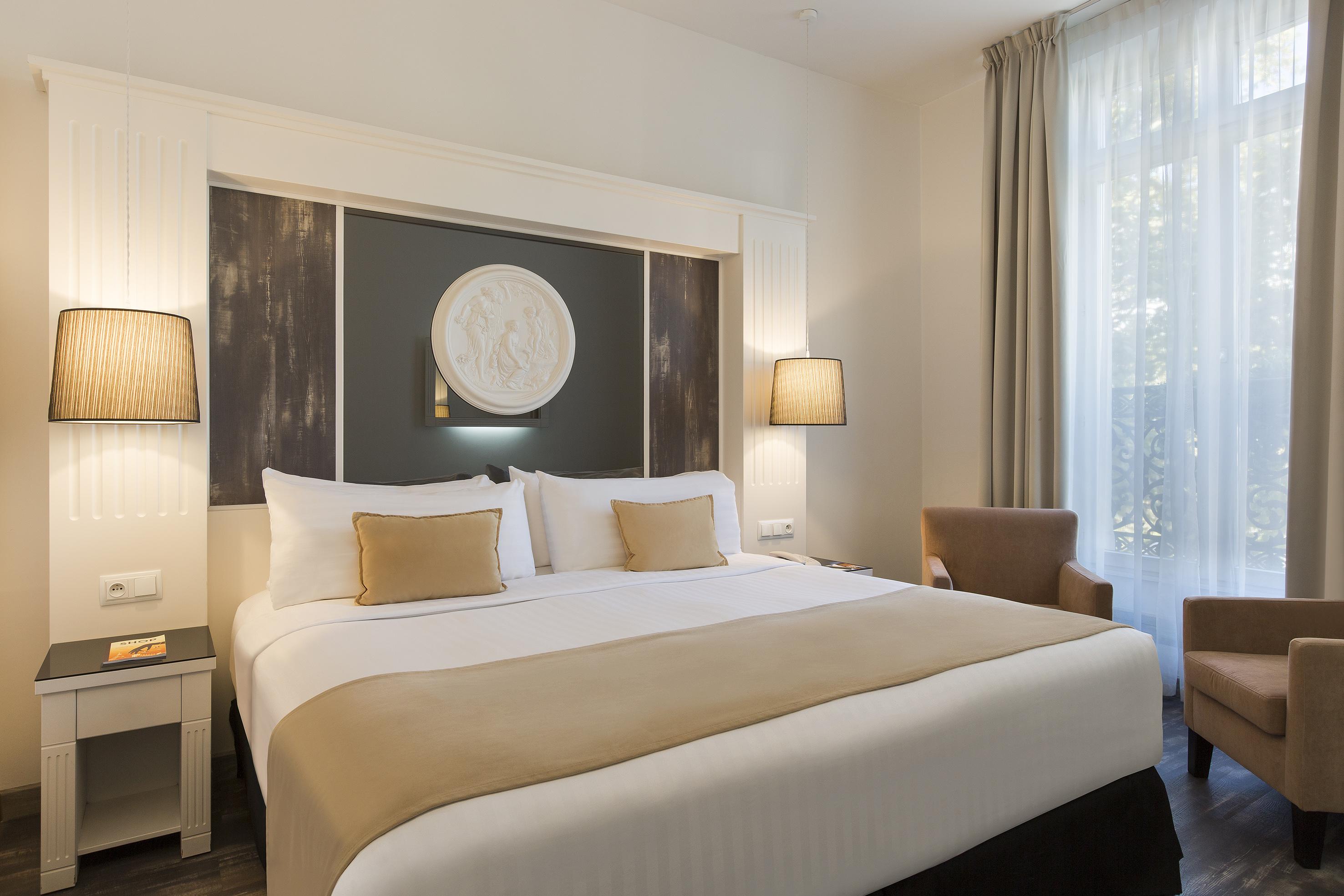 Opera Affiliated By Melia Hotel 4*