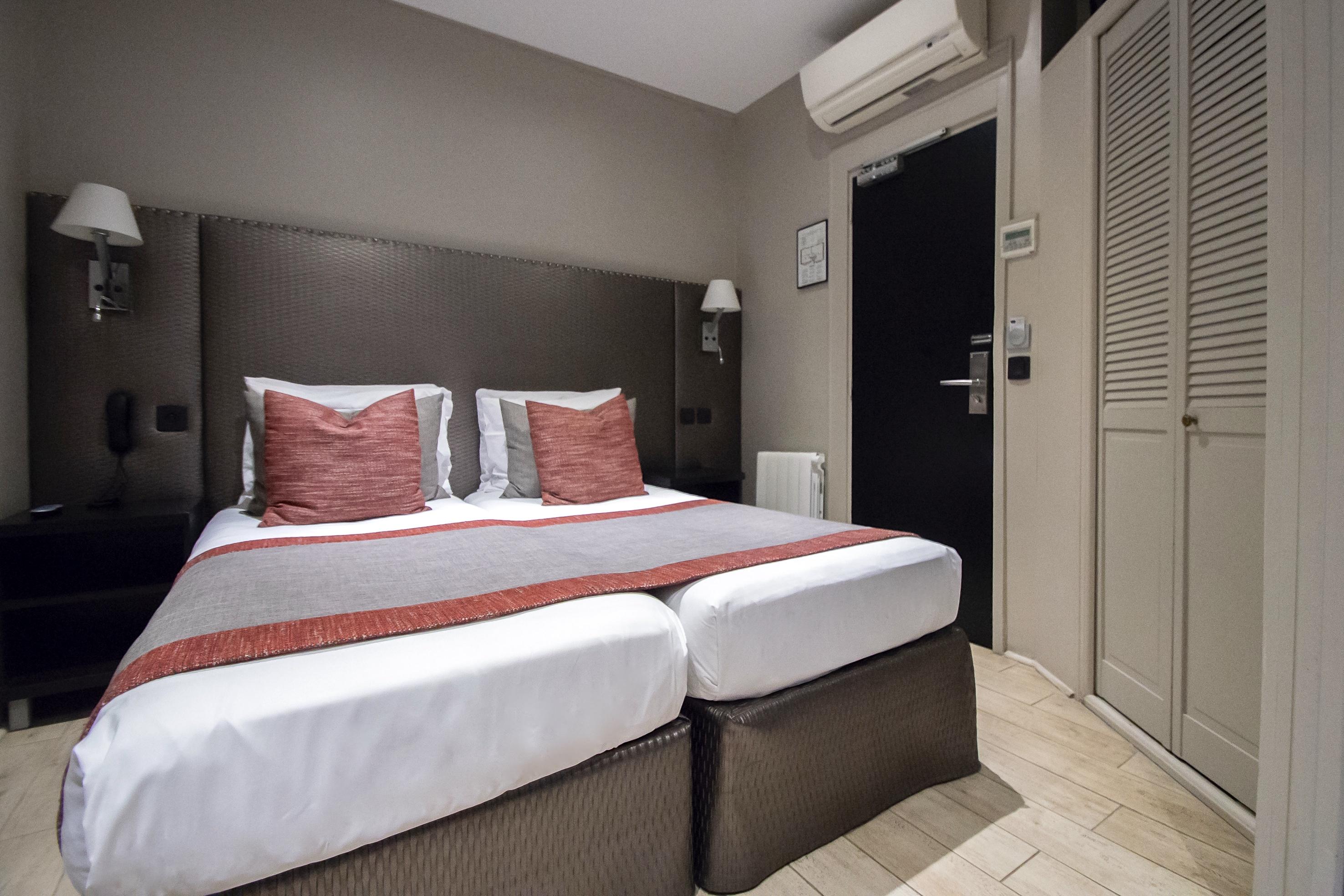 Migny Opéra Montmartre Hotel Paris