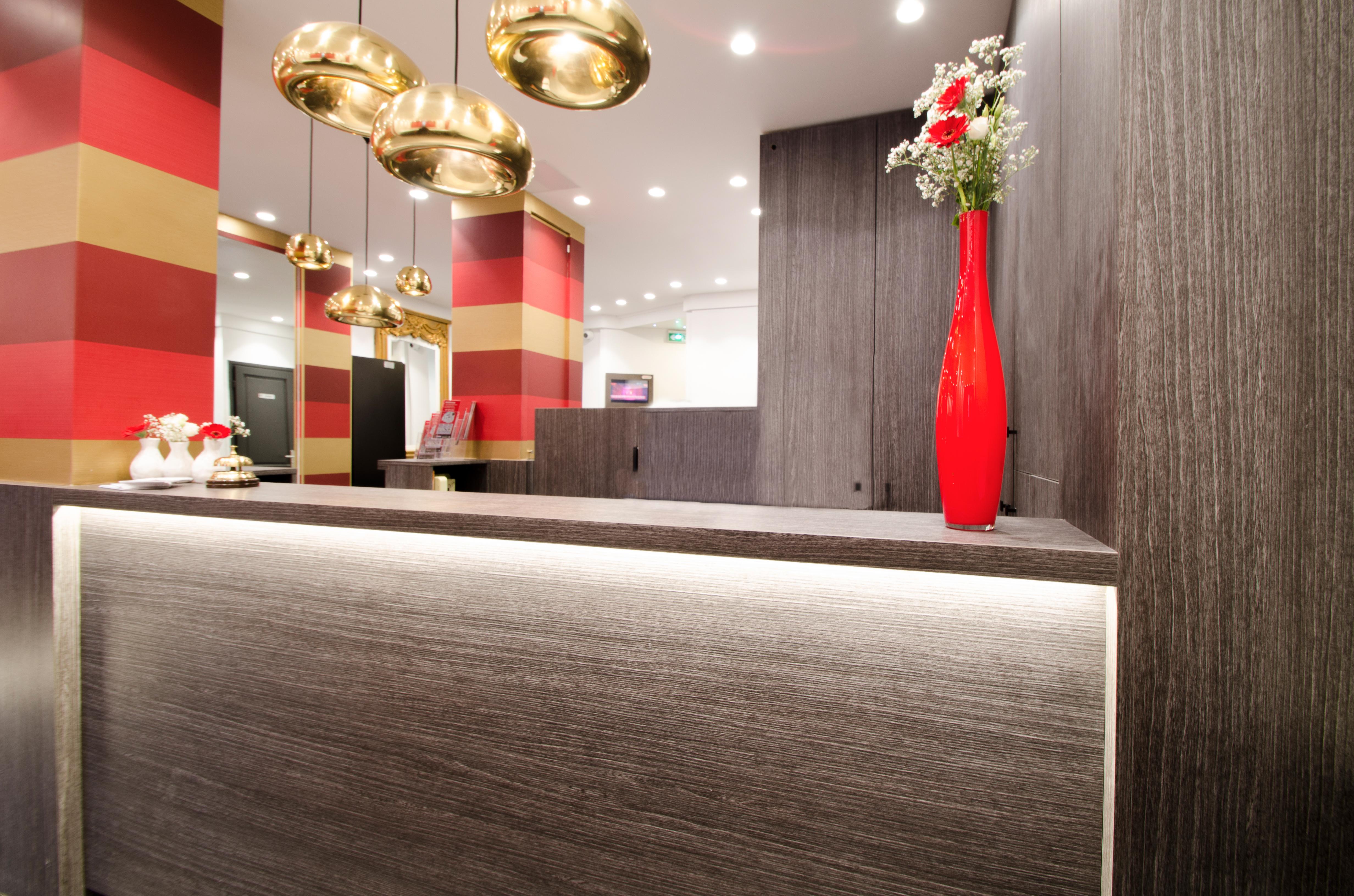 Hotel Migny Opéra Montmartre Paris
