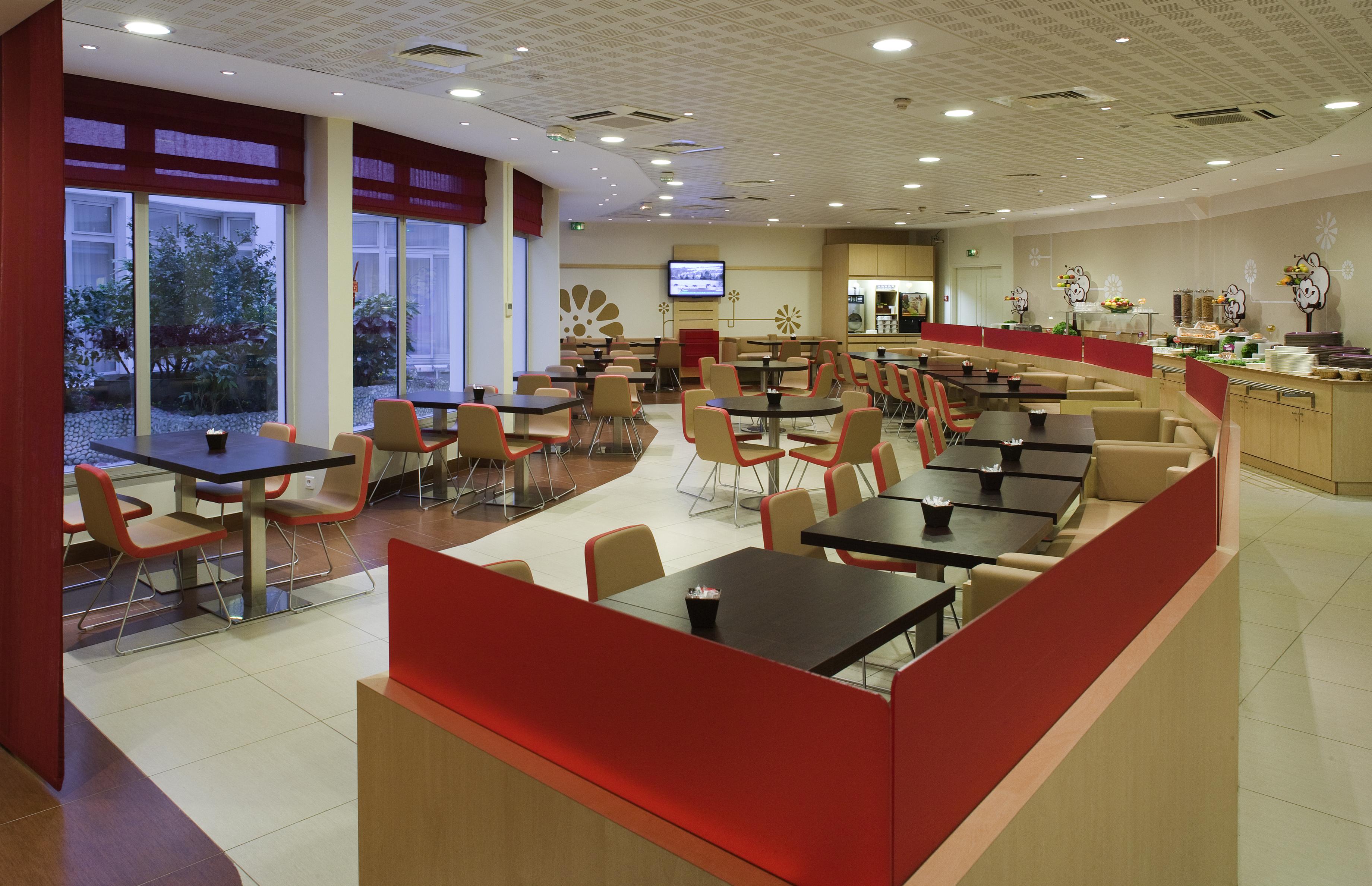 Hotel Ibis Montmartre Sacre-coeur 3*