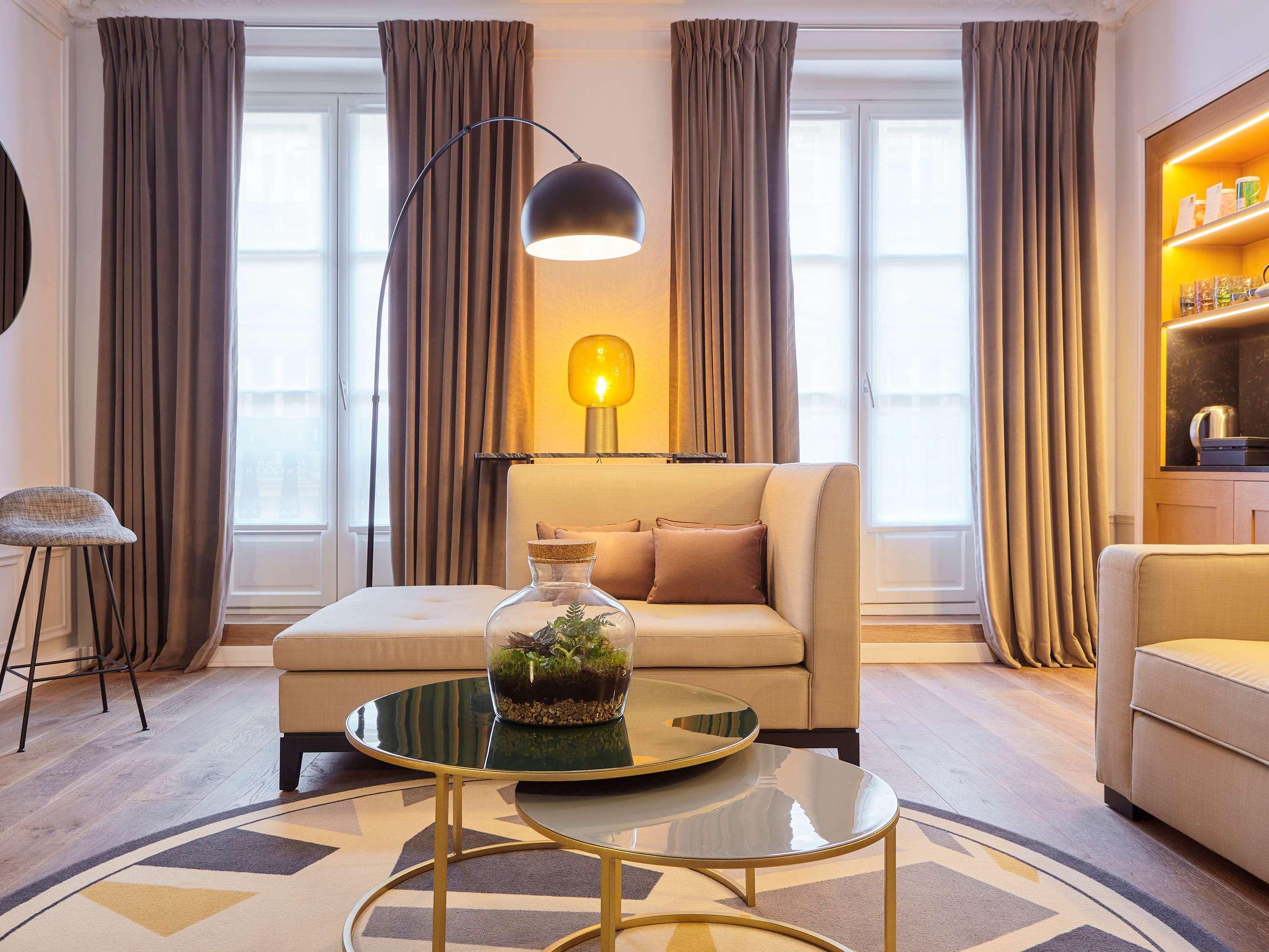 Hotel Mercure Opera Garnier & Paris