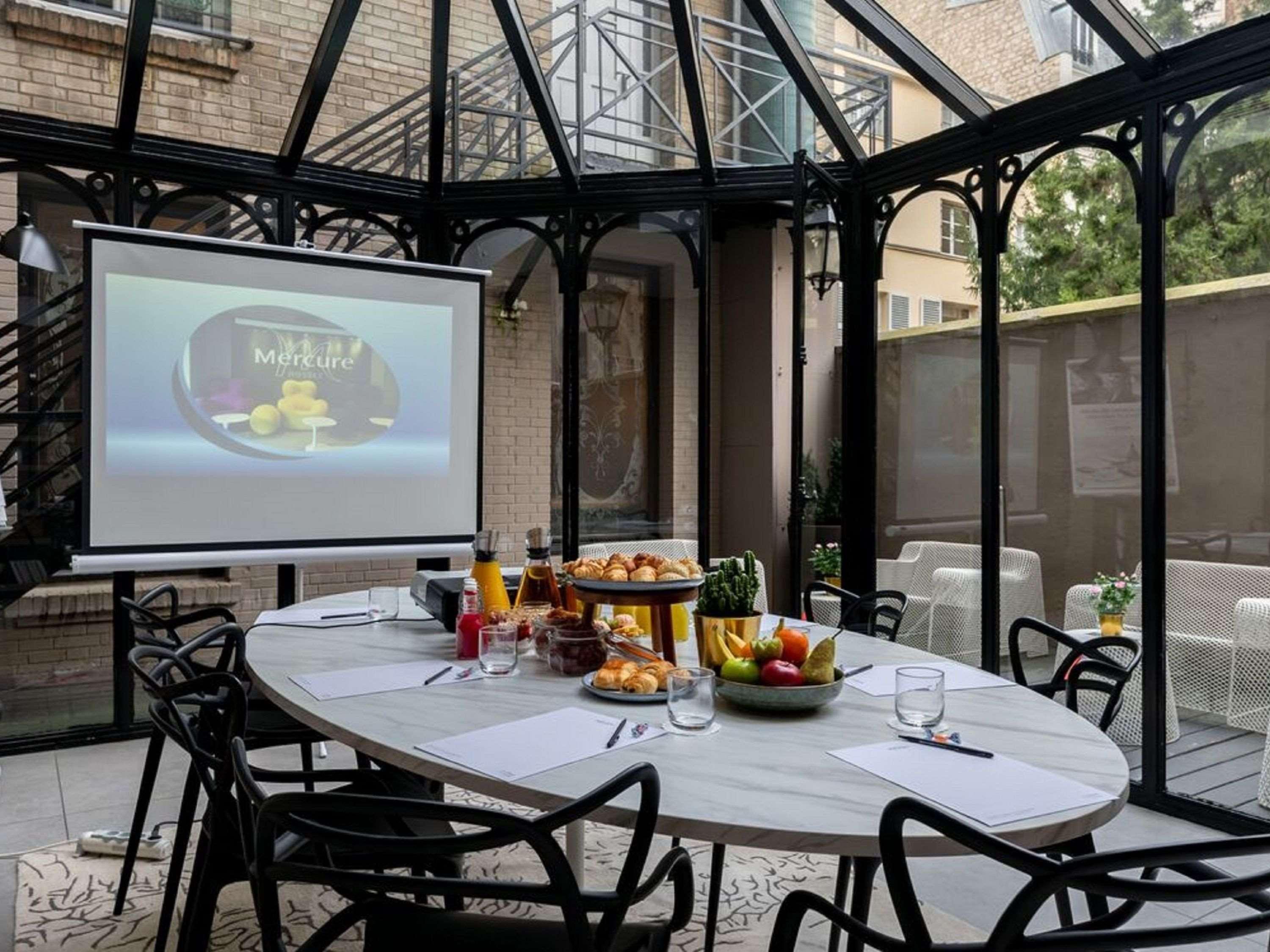 Mercure Alesia 4*
