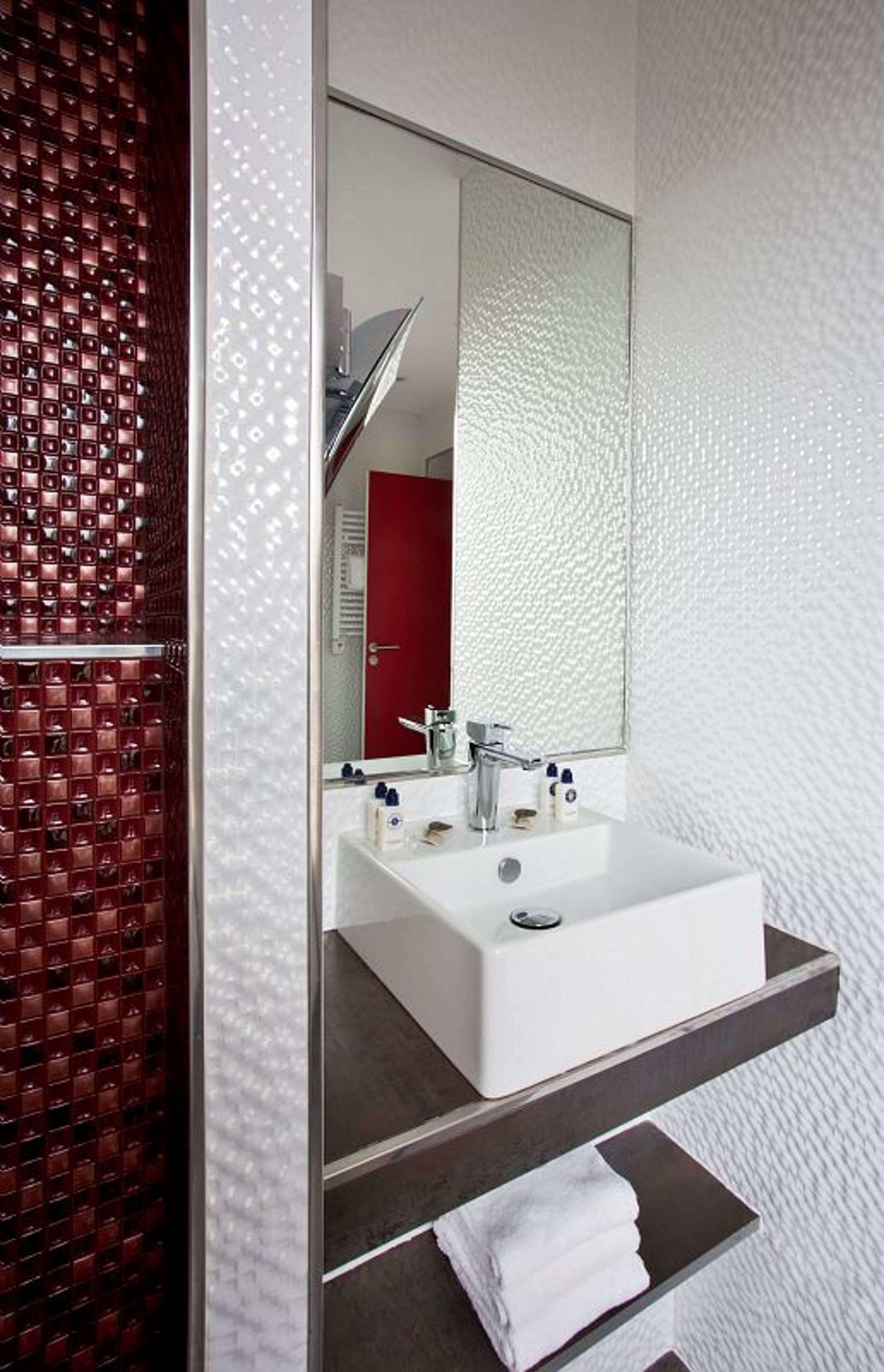 Western Nouvel Orleans Montparnasse 4* Paris
