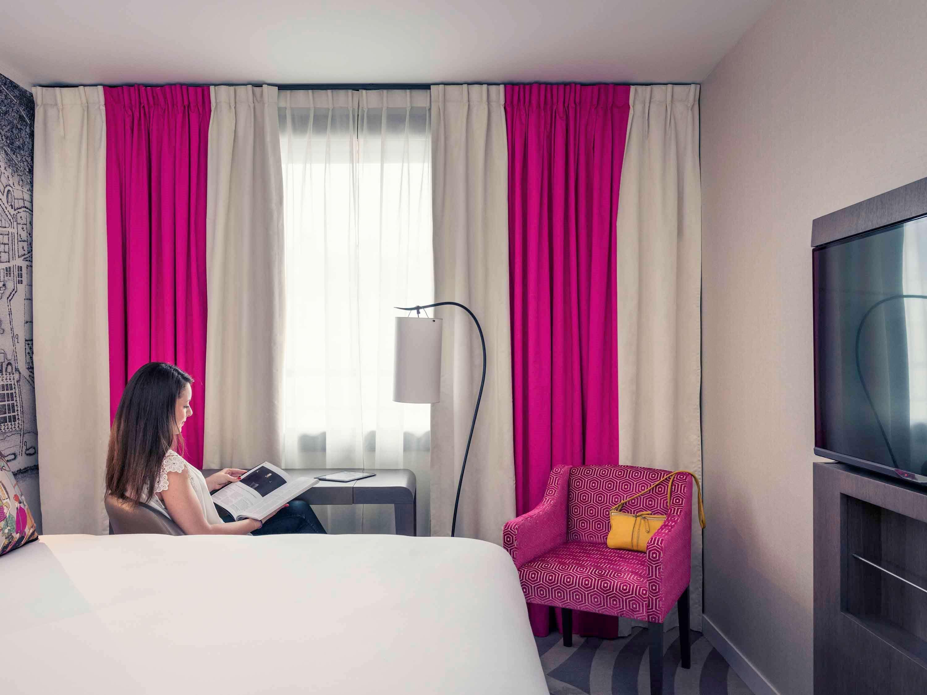 Mercure Tour Eiffel Grenelle Hotel 4*