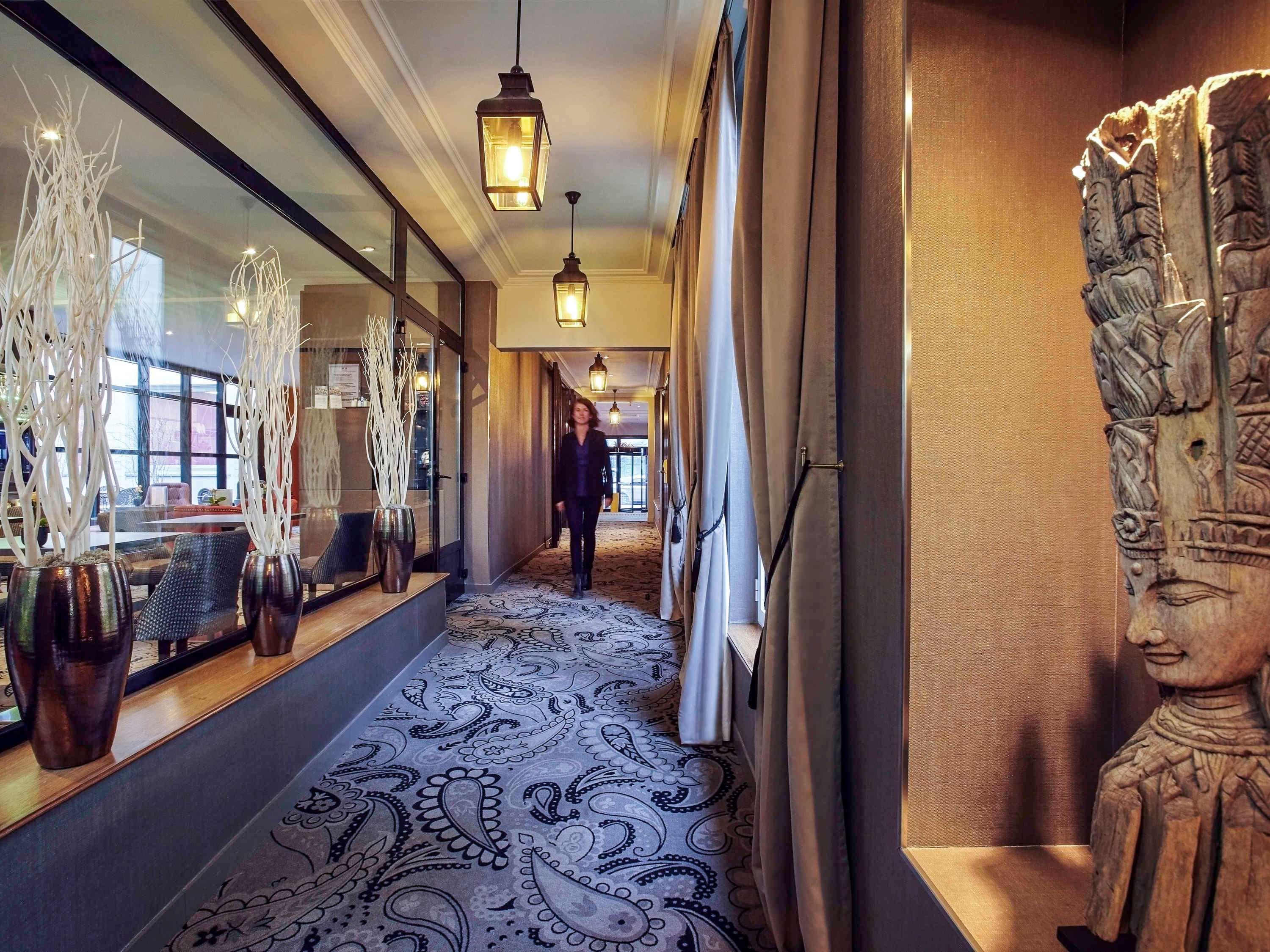 Mercure Tour Eiffel Grenelle Hotel 4*