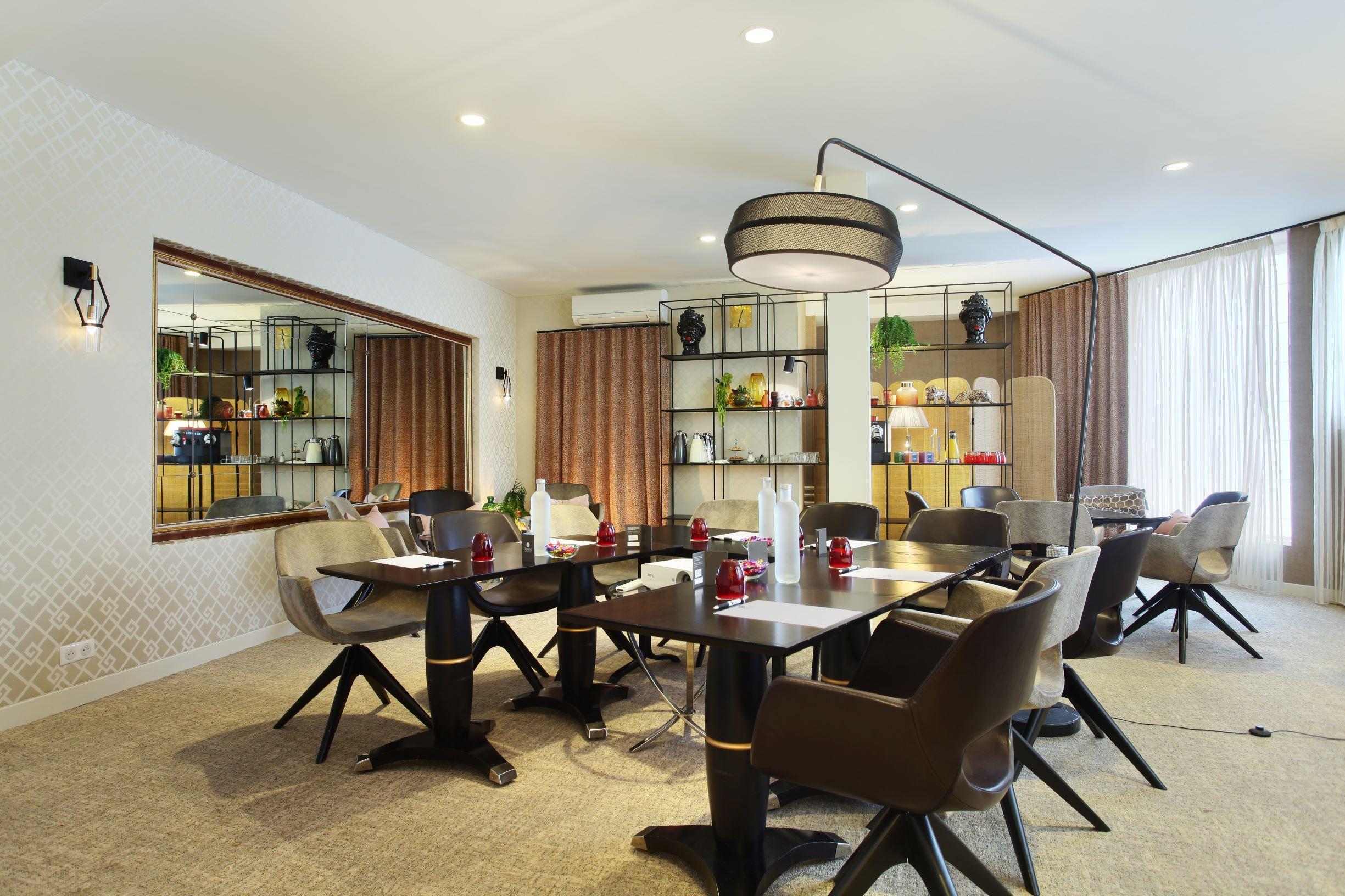 Trianon Rive Gauche 4*