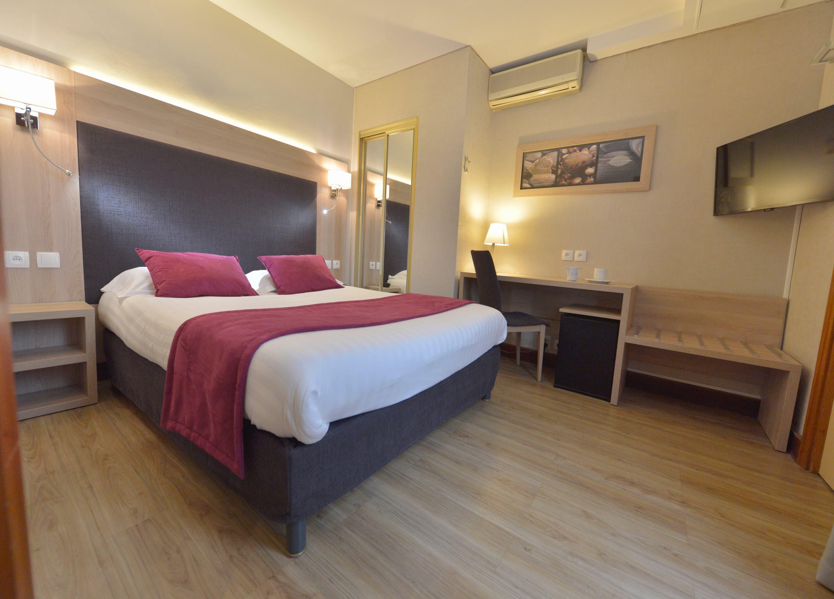 Hotel Renoir Montparnasse Paris