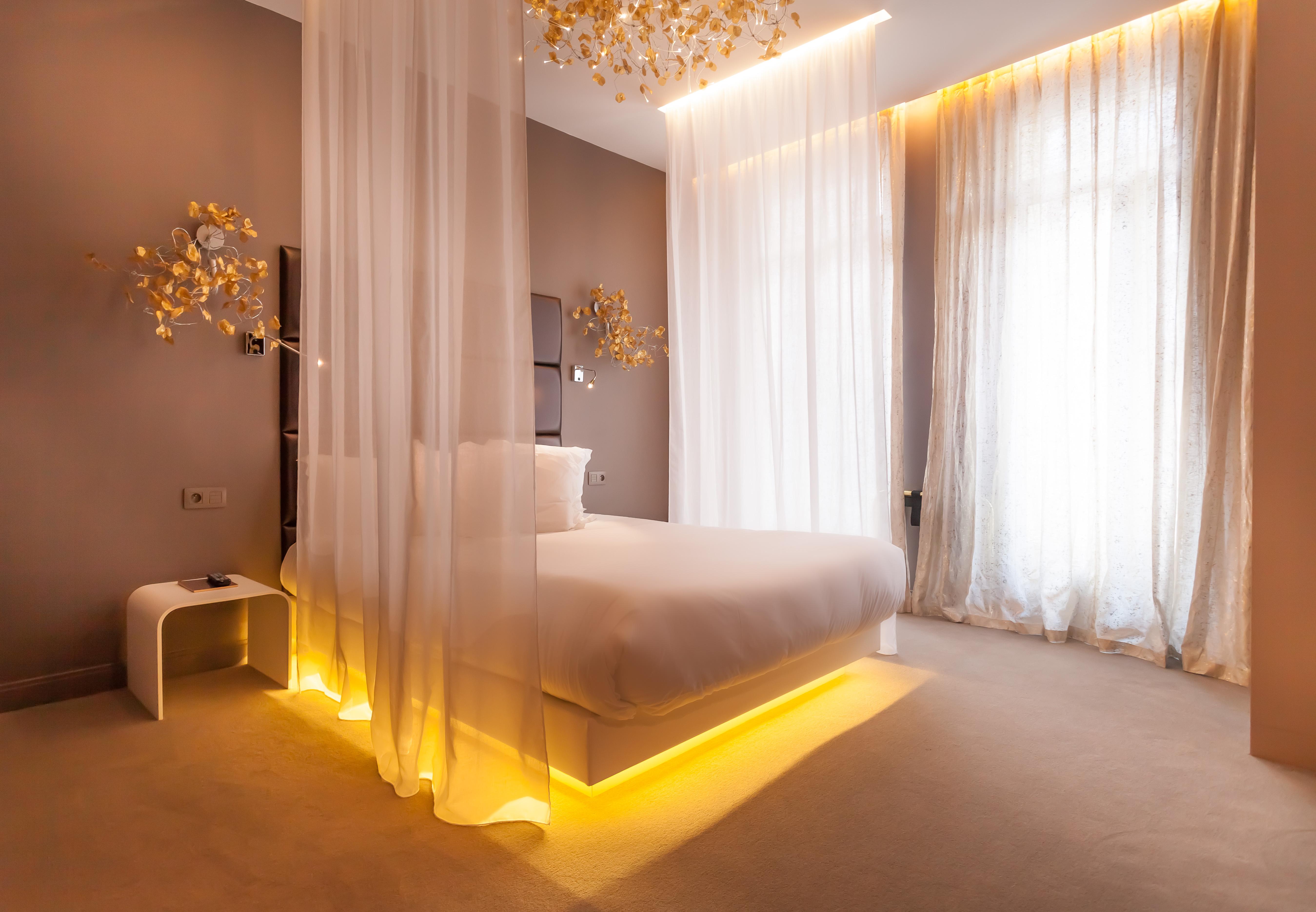 Legend Hotel Paris