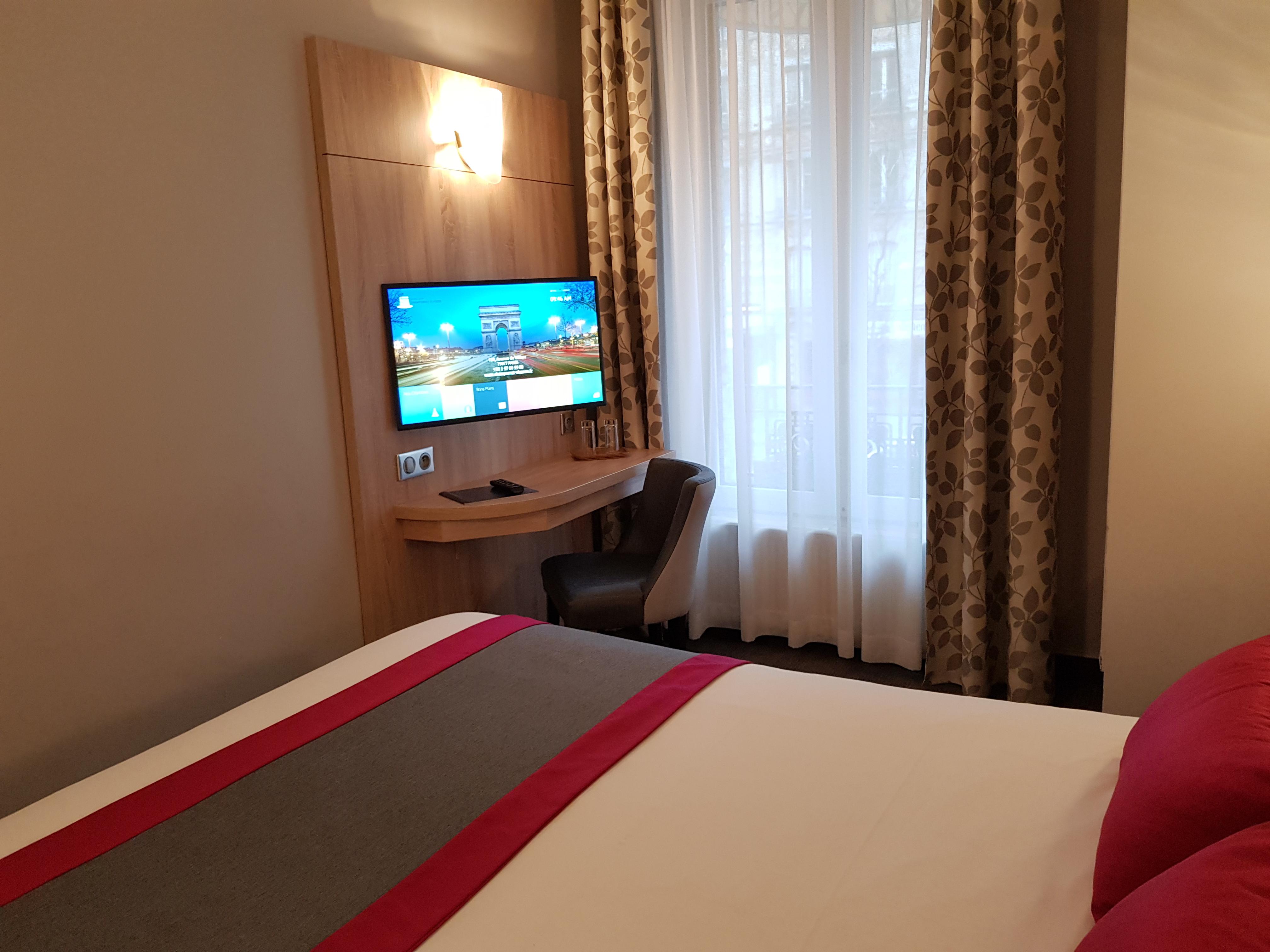 Champerret Elysees 3* Paris