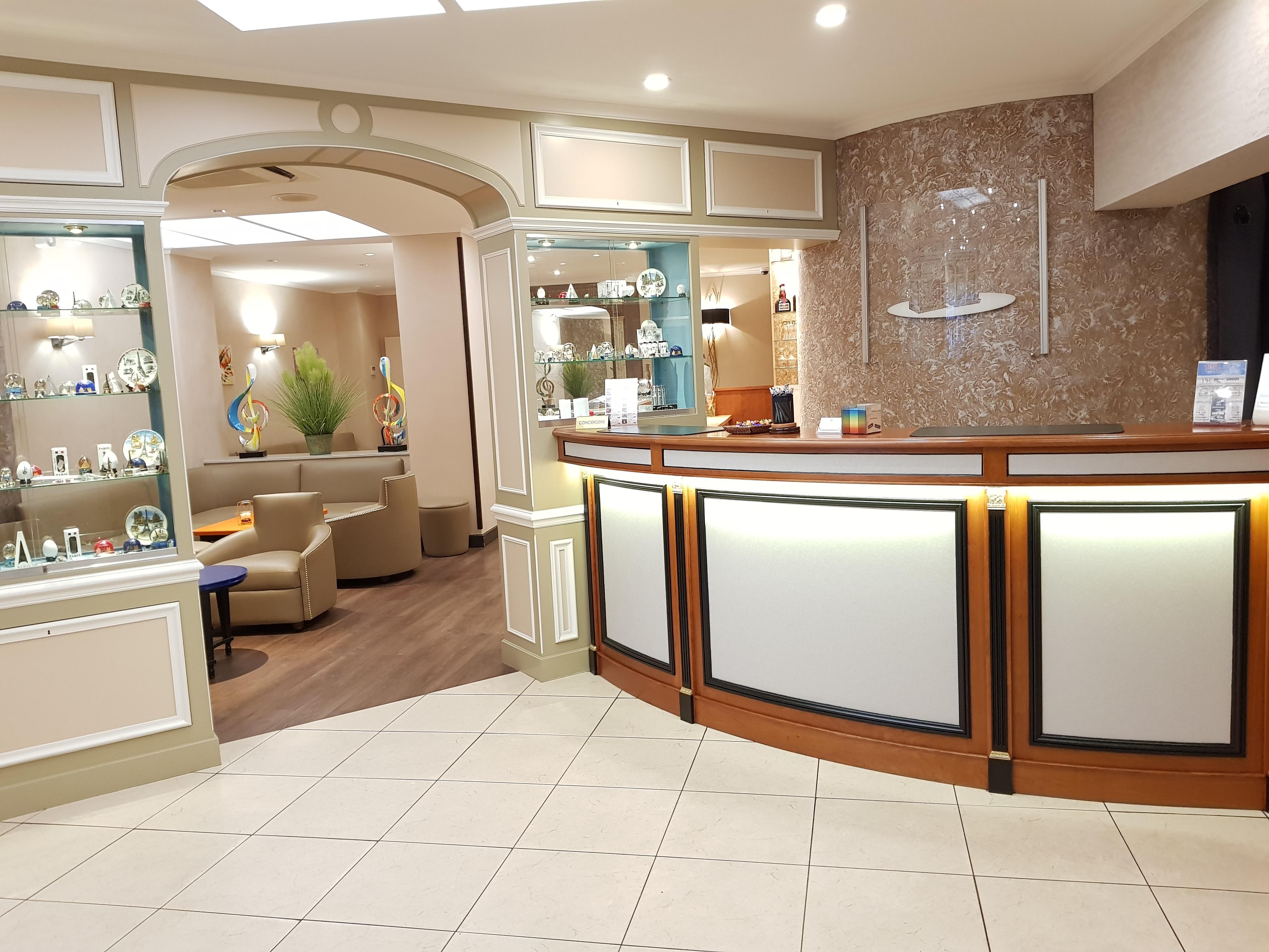 Hotel Champerret Elysees 3*