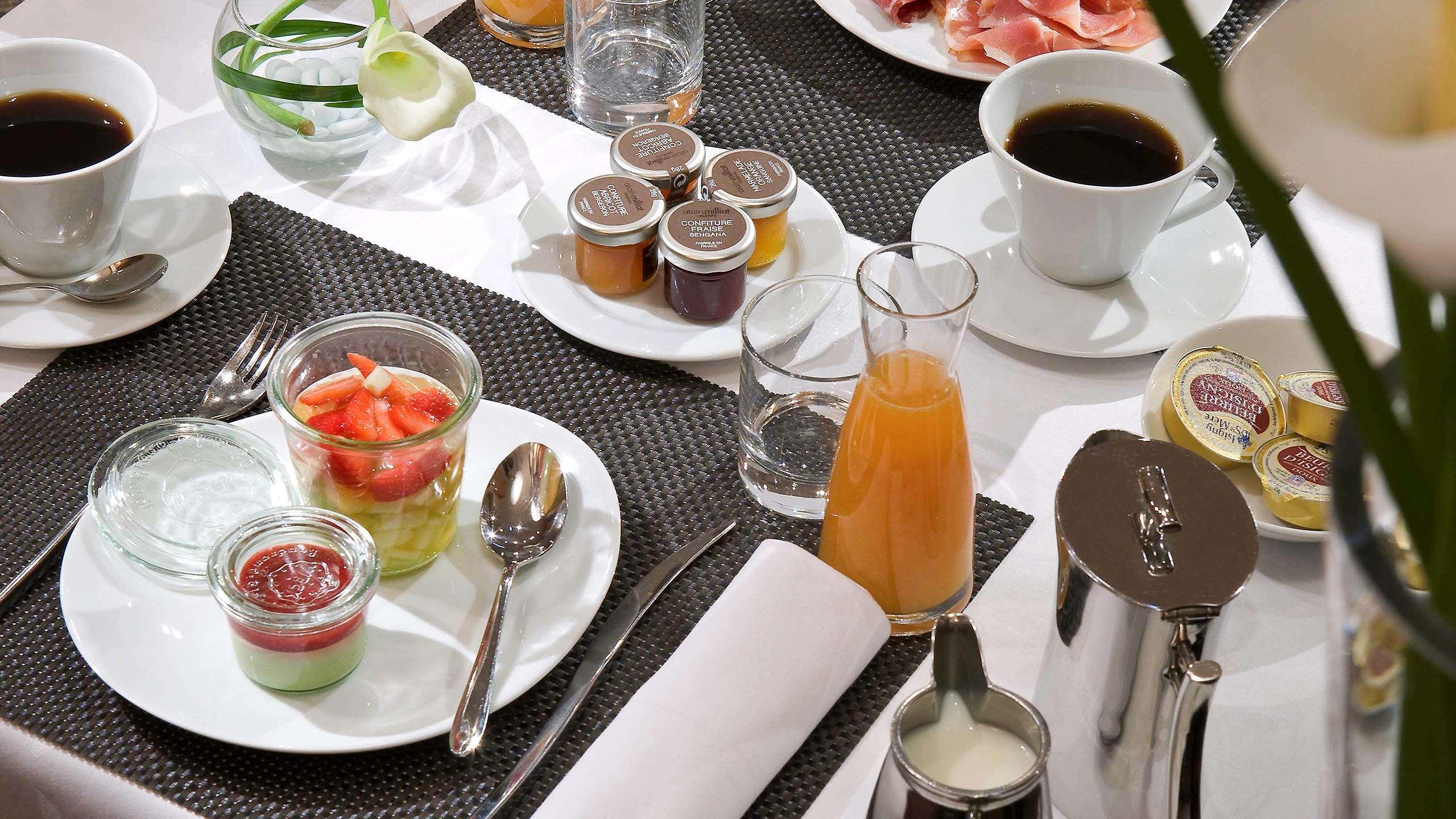 Sofitel Baltimore Tour Eiffel Hotel 5*
