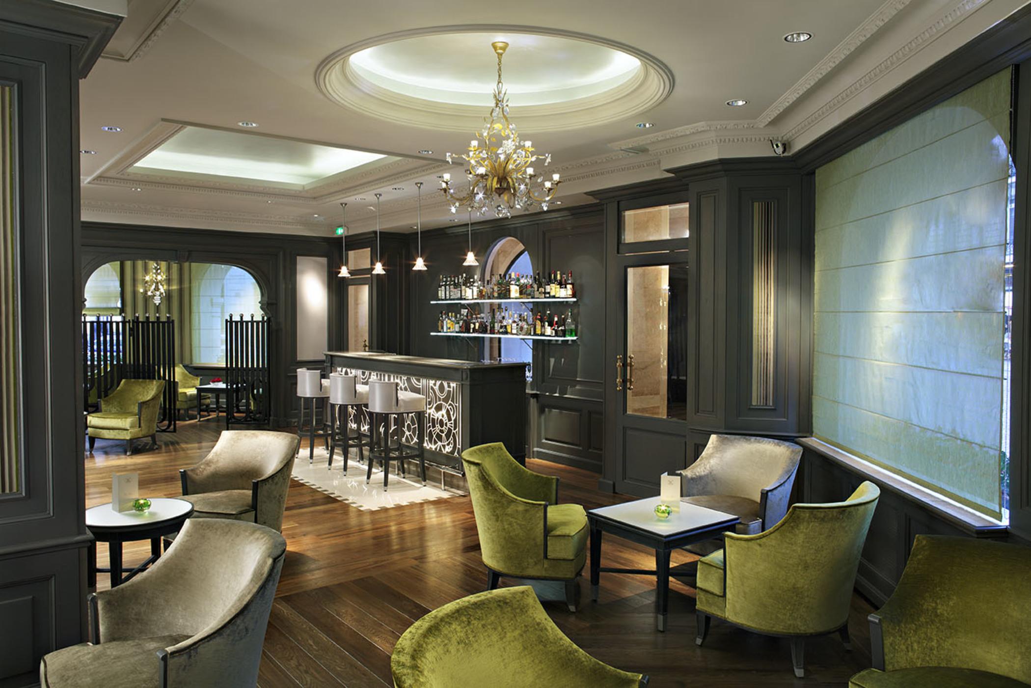 Château Frontenac 4* Paris