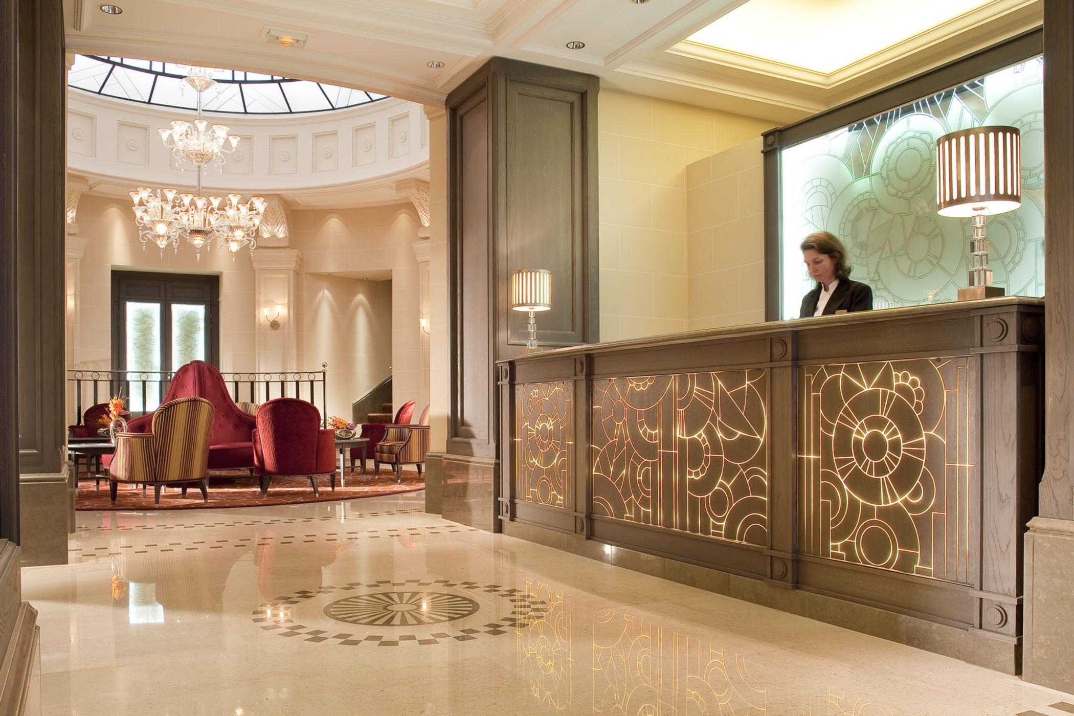 Château Frontenac 4* Paris