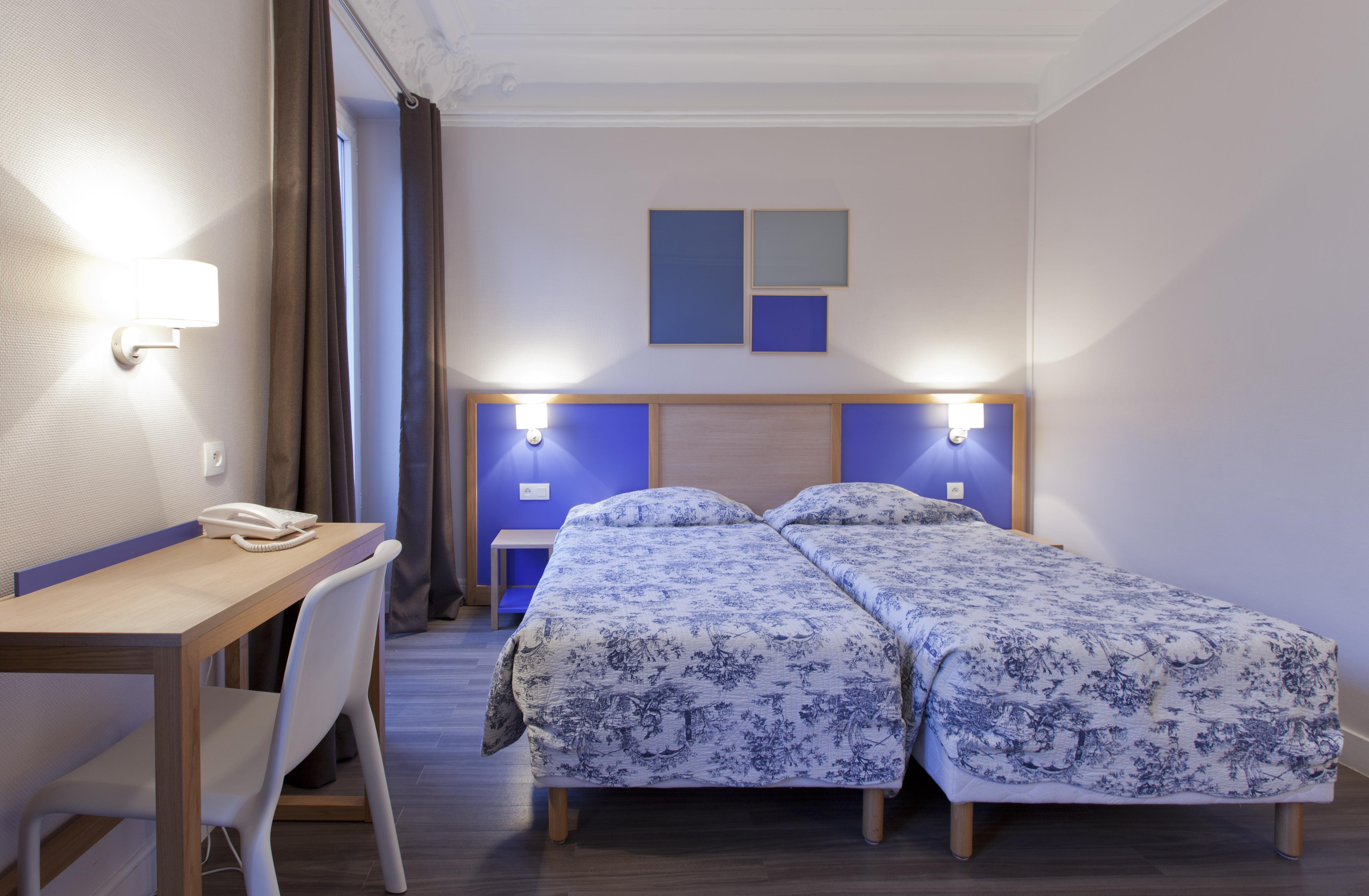 Est Hotel 3*