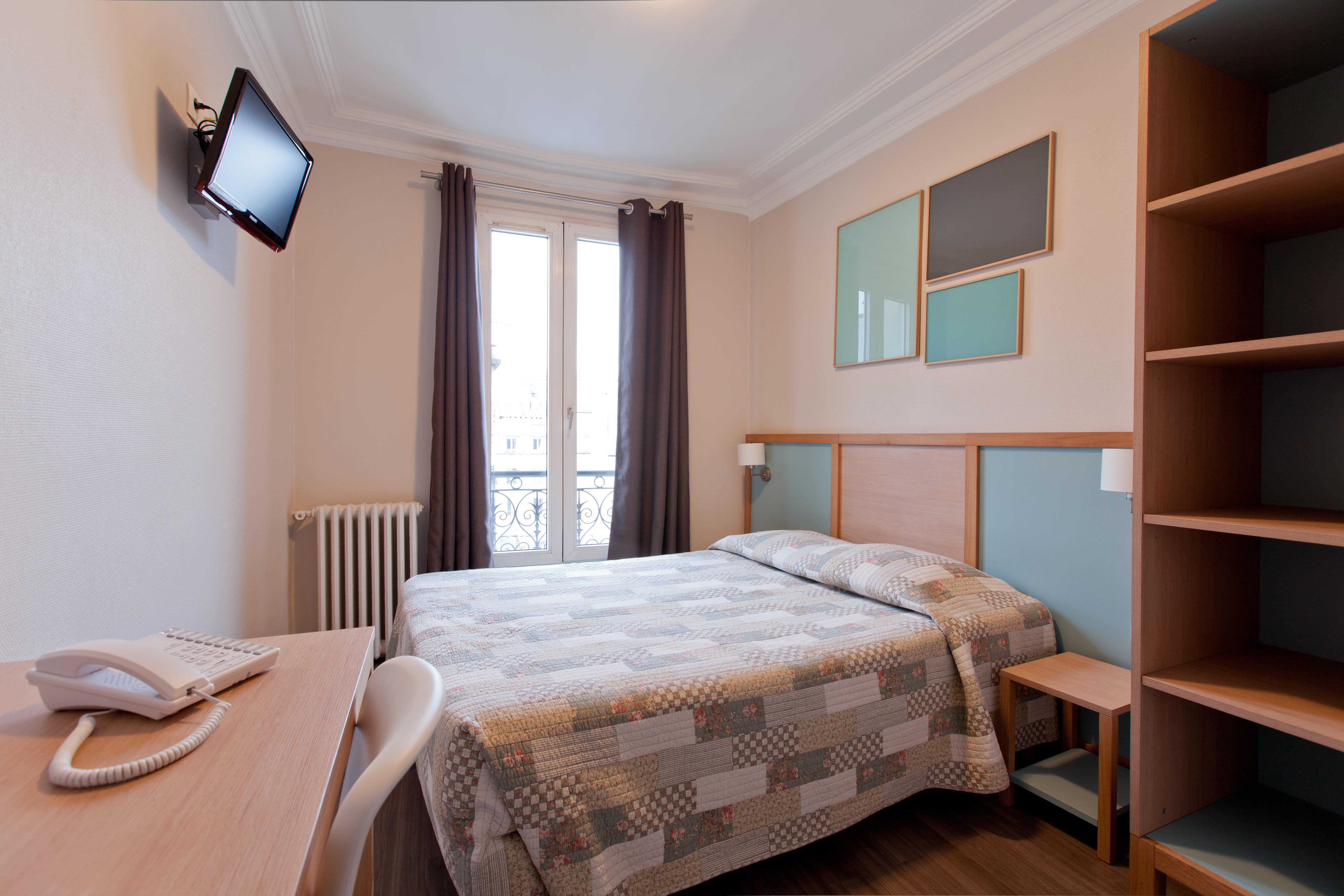 Hotel Est 3*