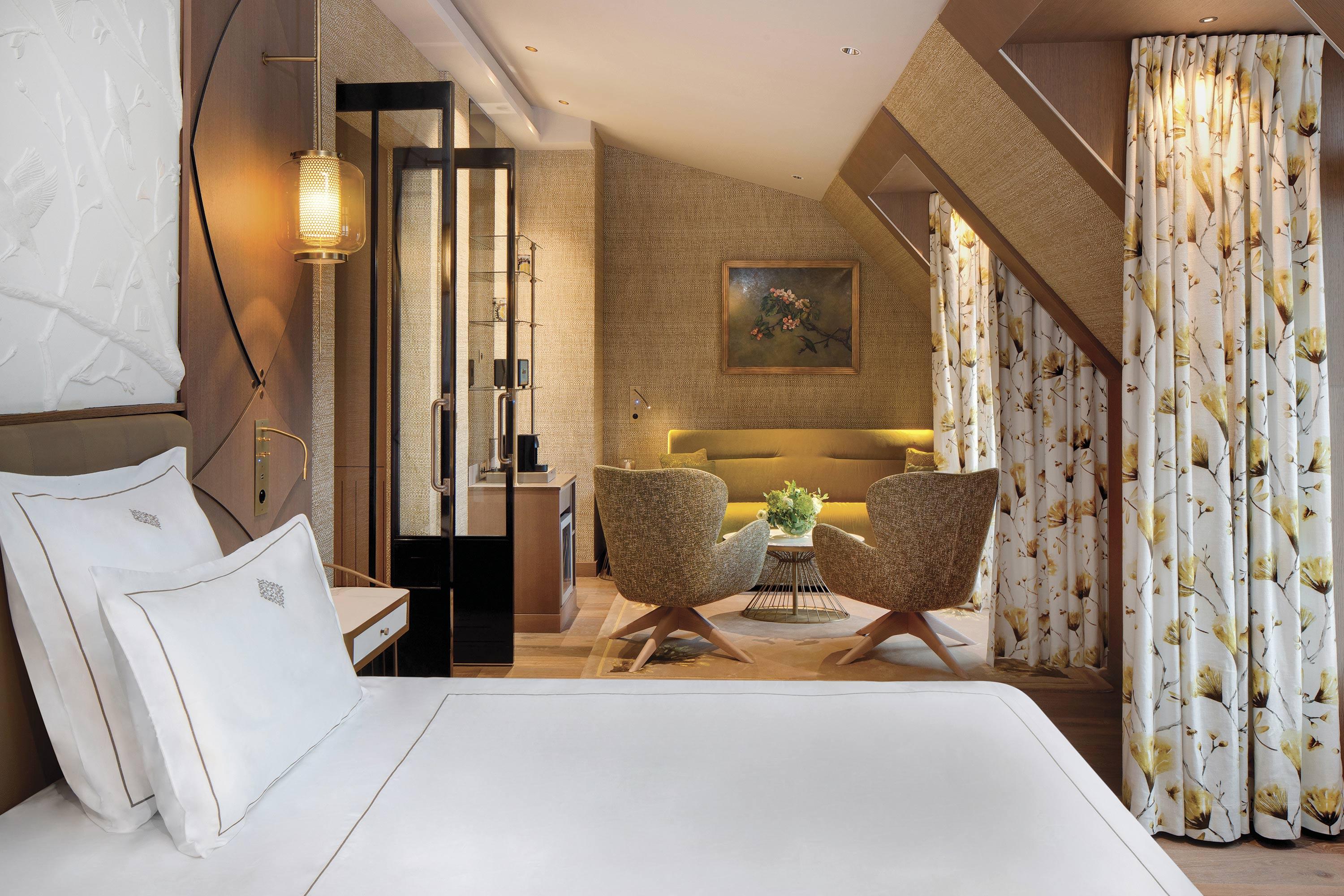 La Demeure Montaigne Paris