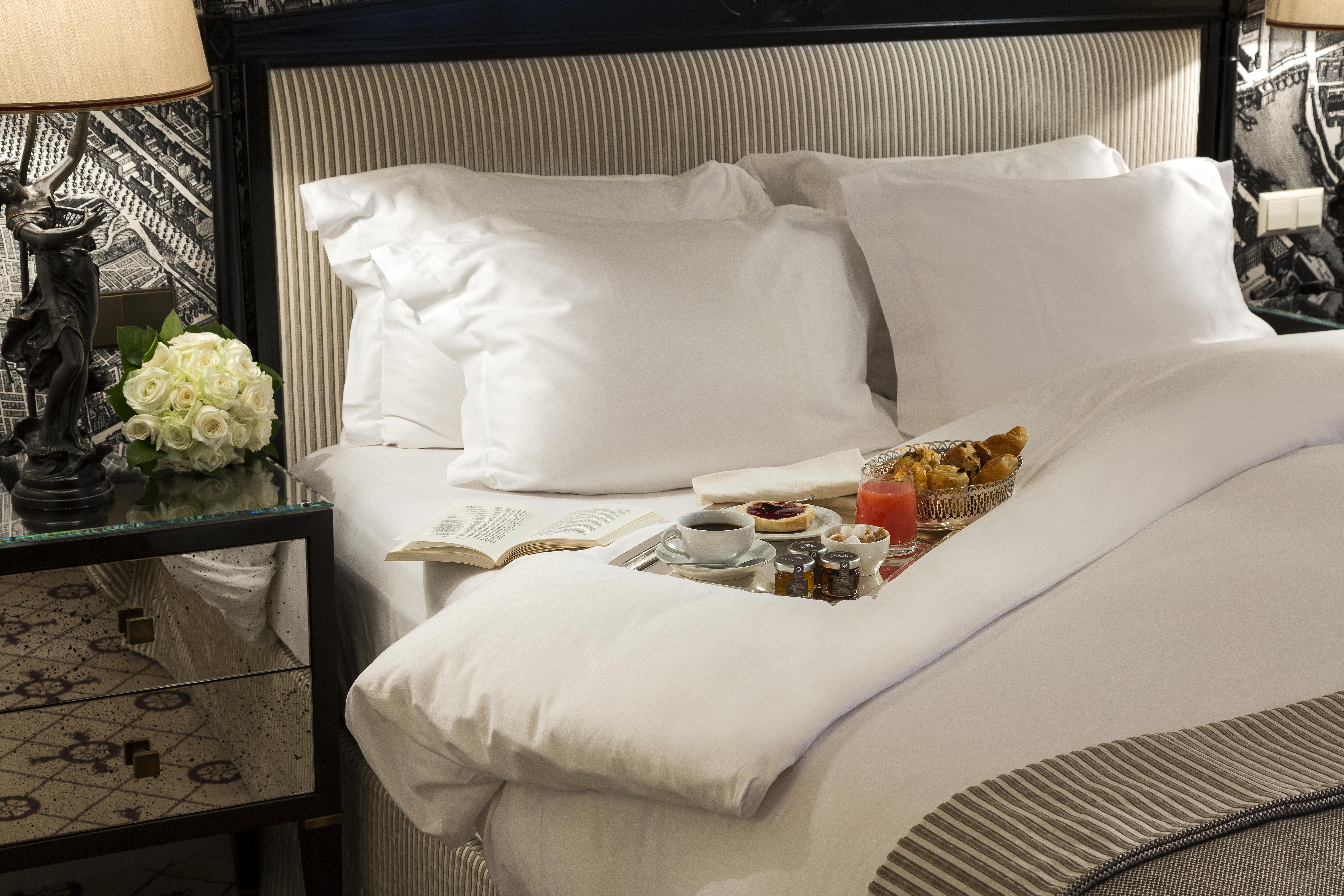 San Regis Hotel 5*