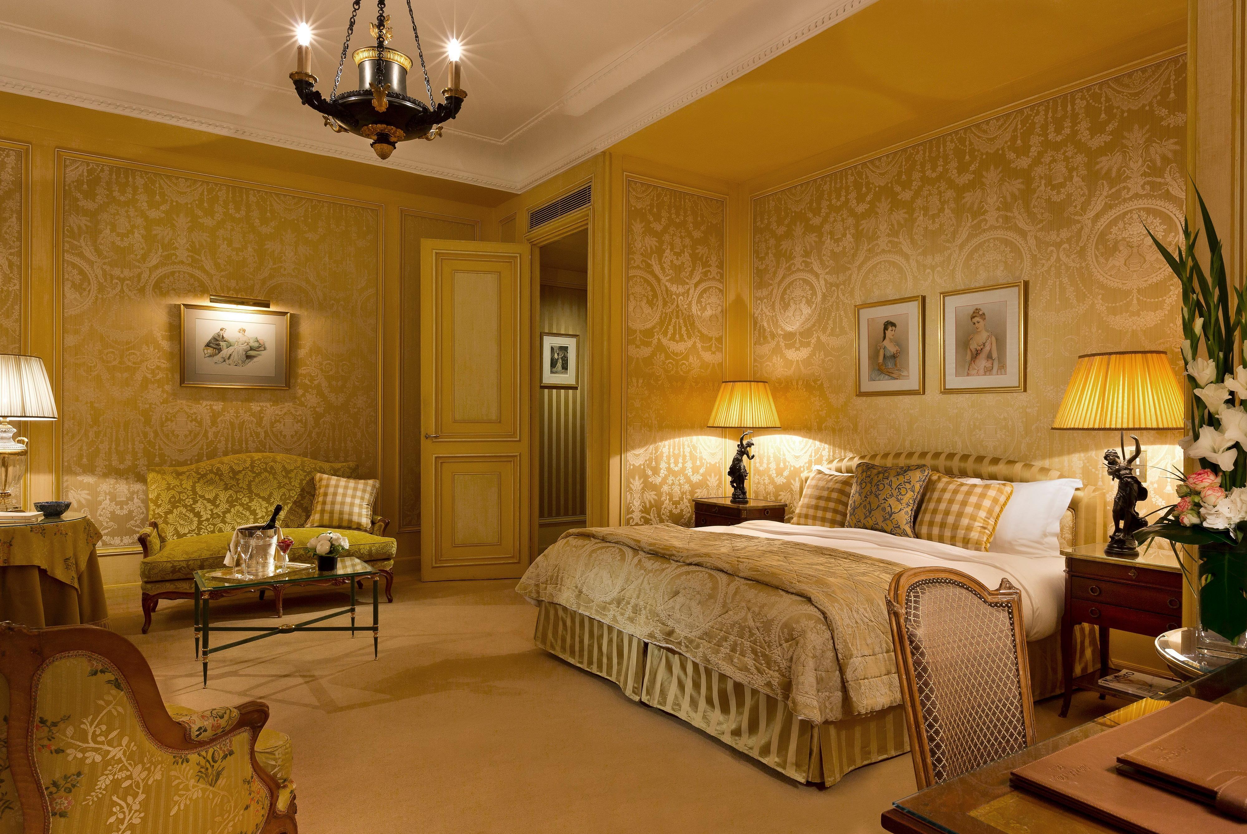 San Regis Hotel