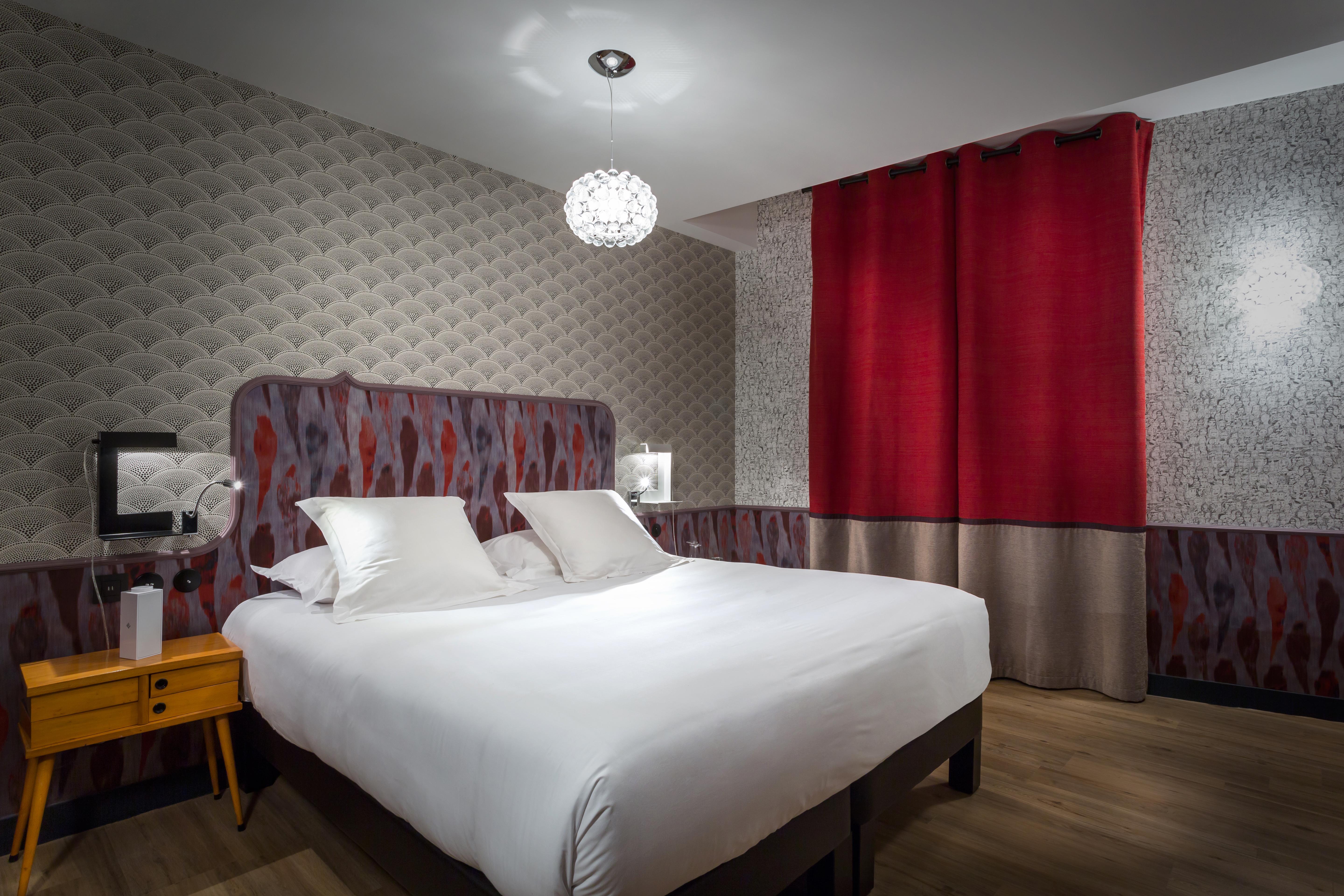 Hotel Crayon Rouge 4*