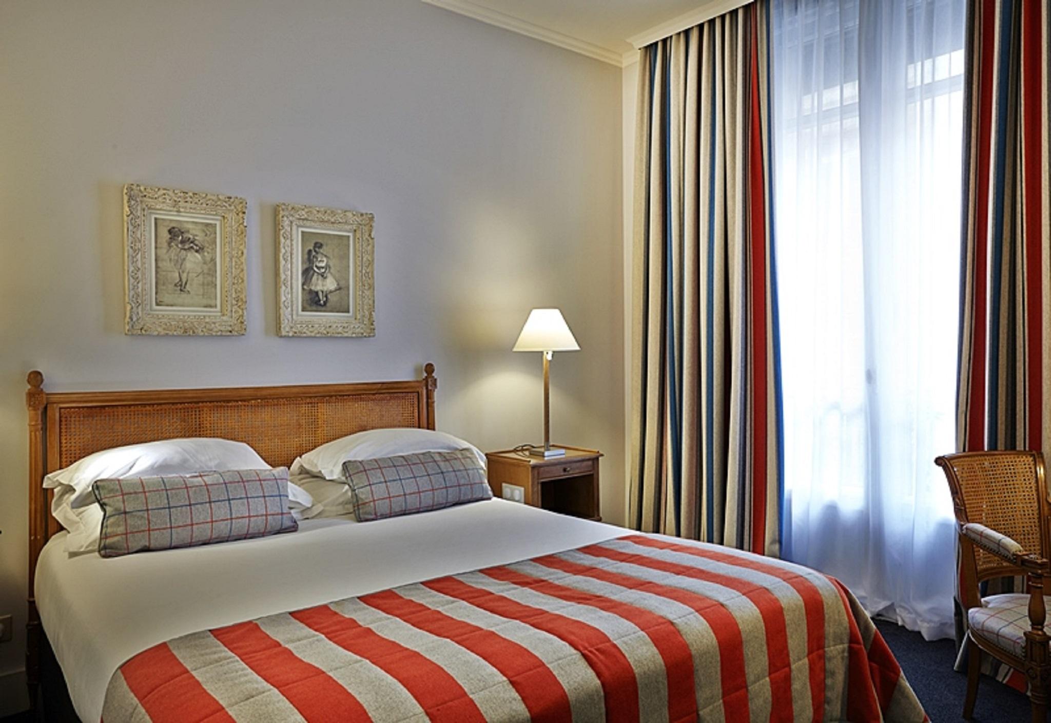 Royal Champs Elysees 4* Paris