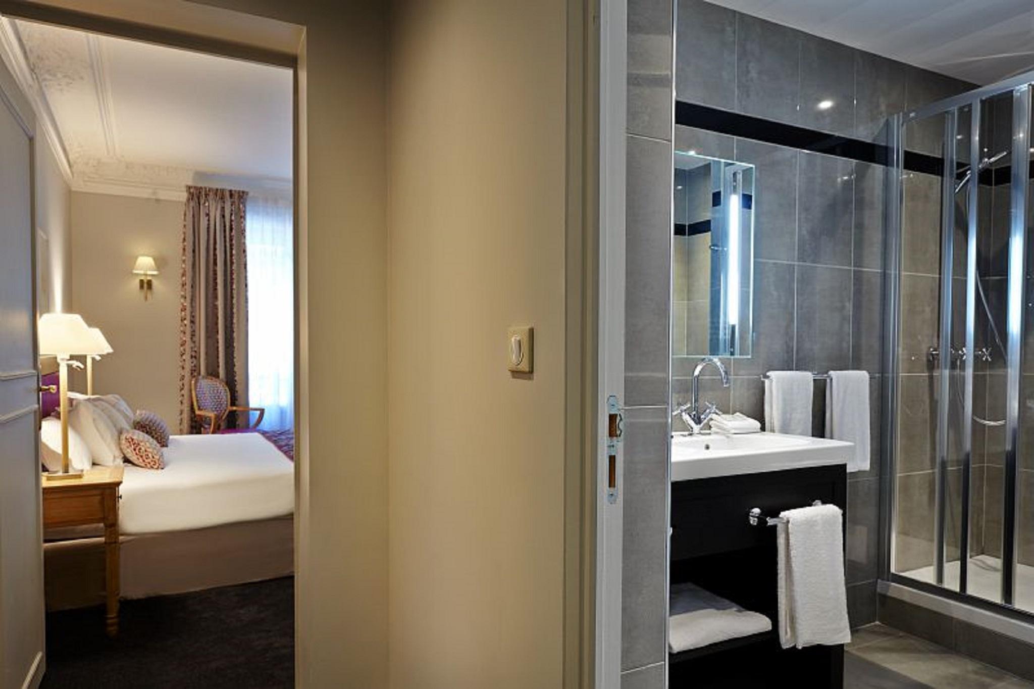 Royal Champs Elysees 4*