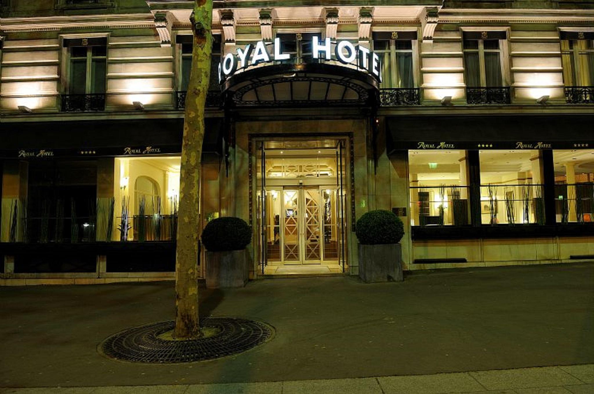 Hotel Royal Champs Elysees 4*