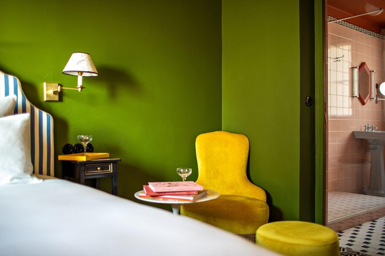 Les Deux Gares Hotel