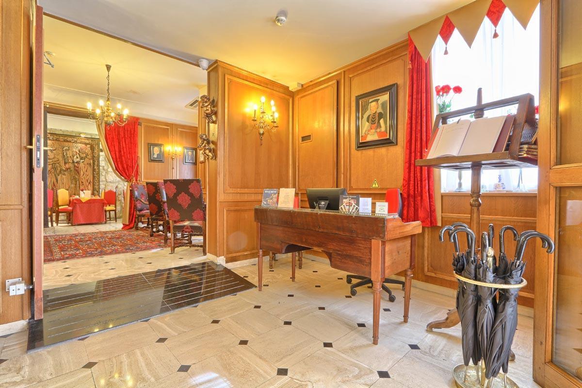 Hotel Grand Dechampaigne
