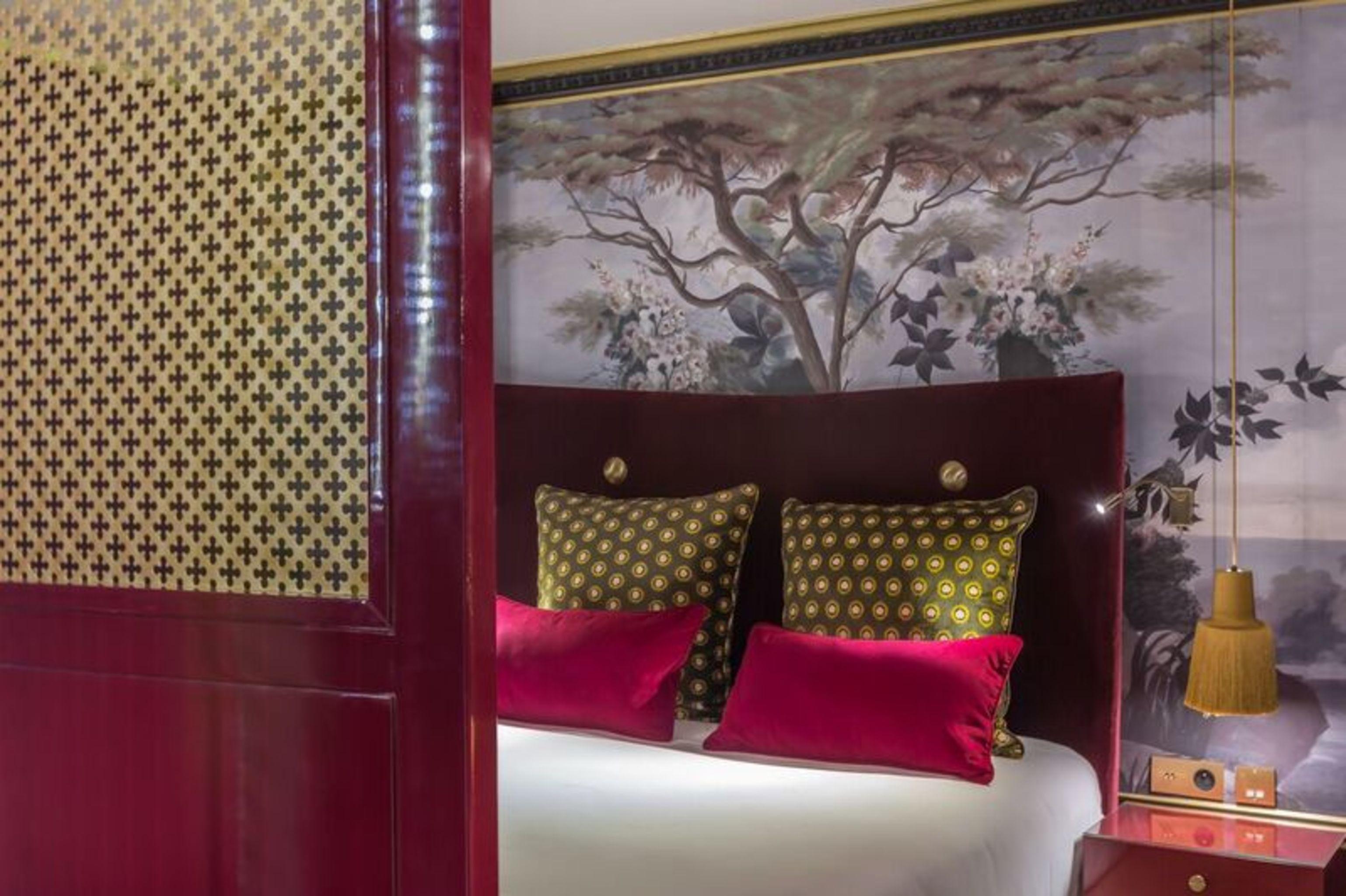 Snob By Elegancia 4*