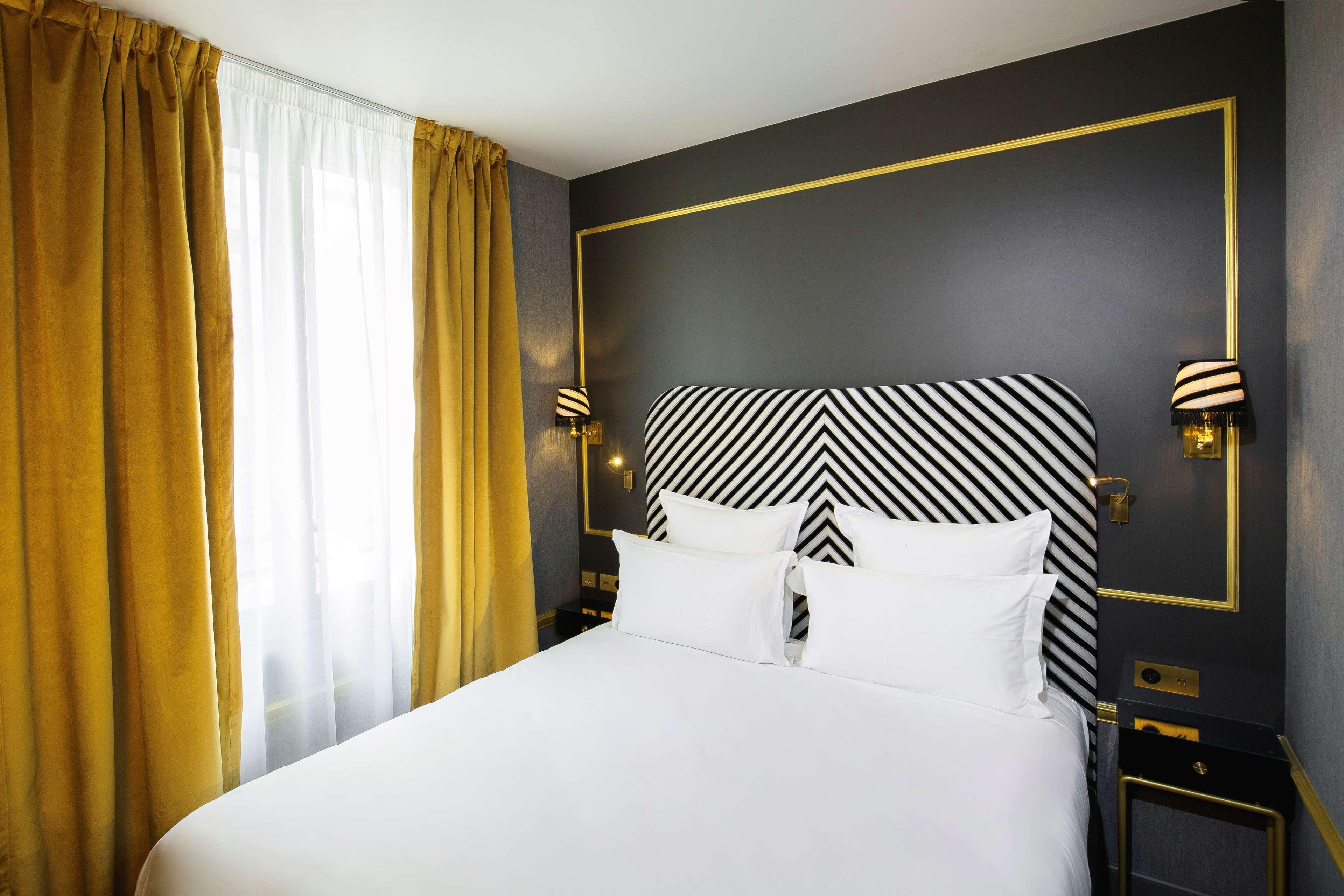 Snob By Elegancia Paris