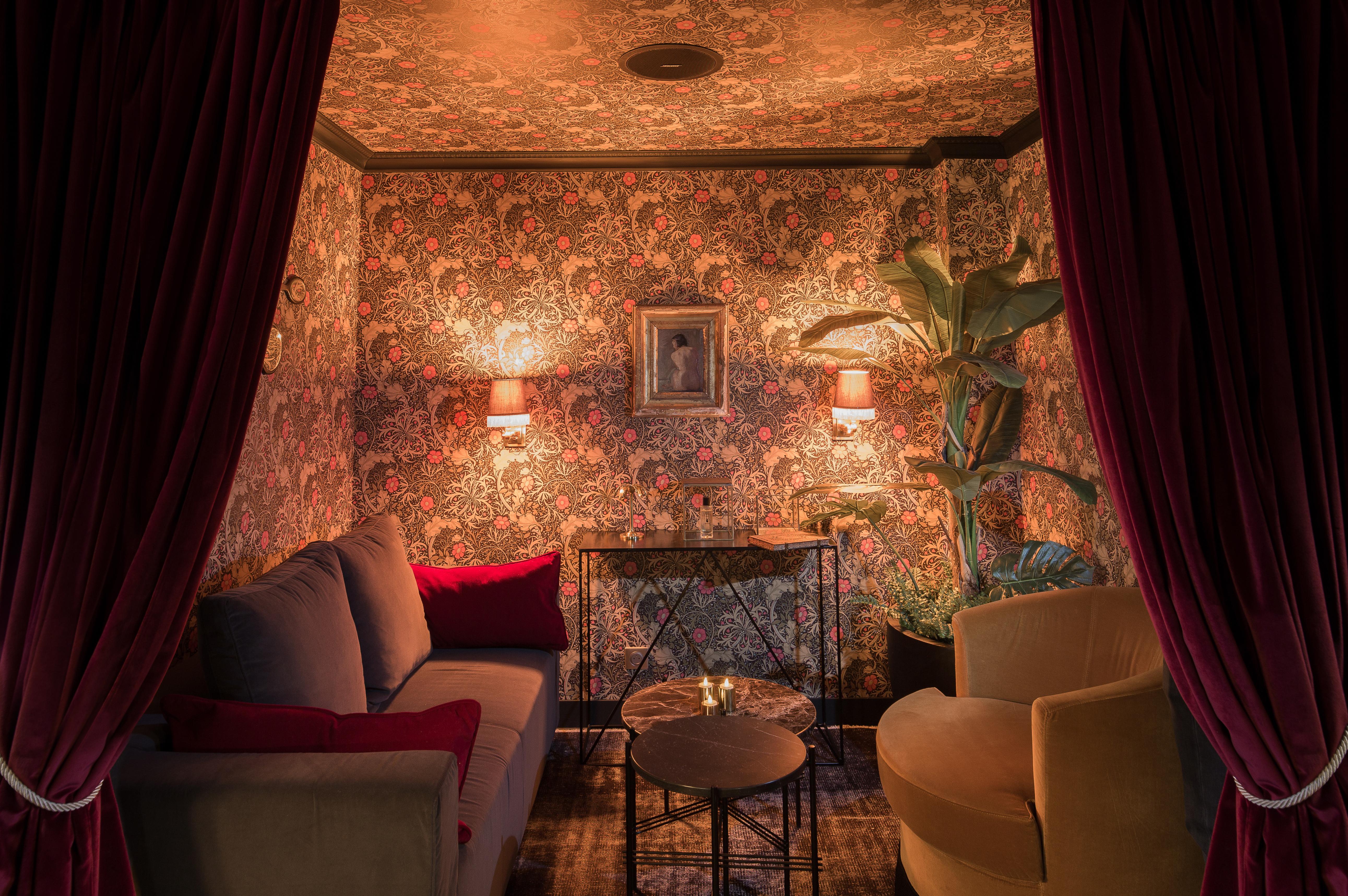 Snob By Elegancia Hotel 4*