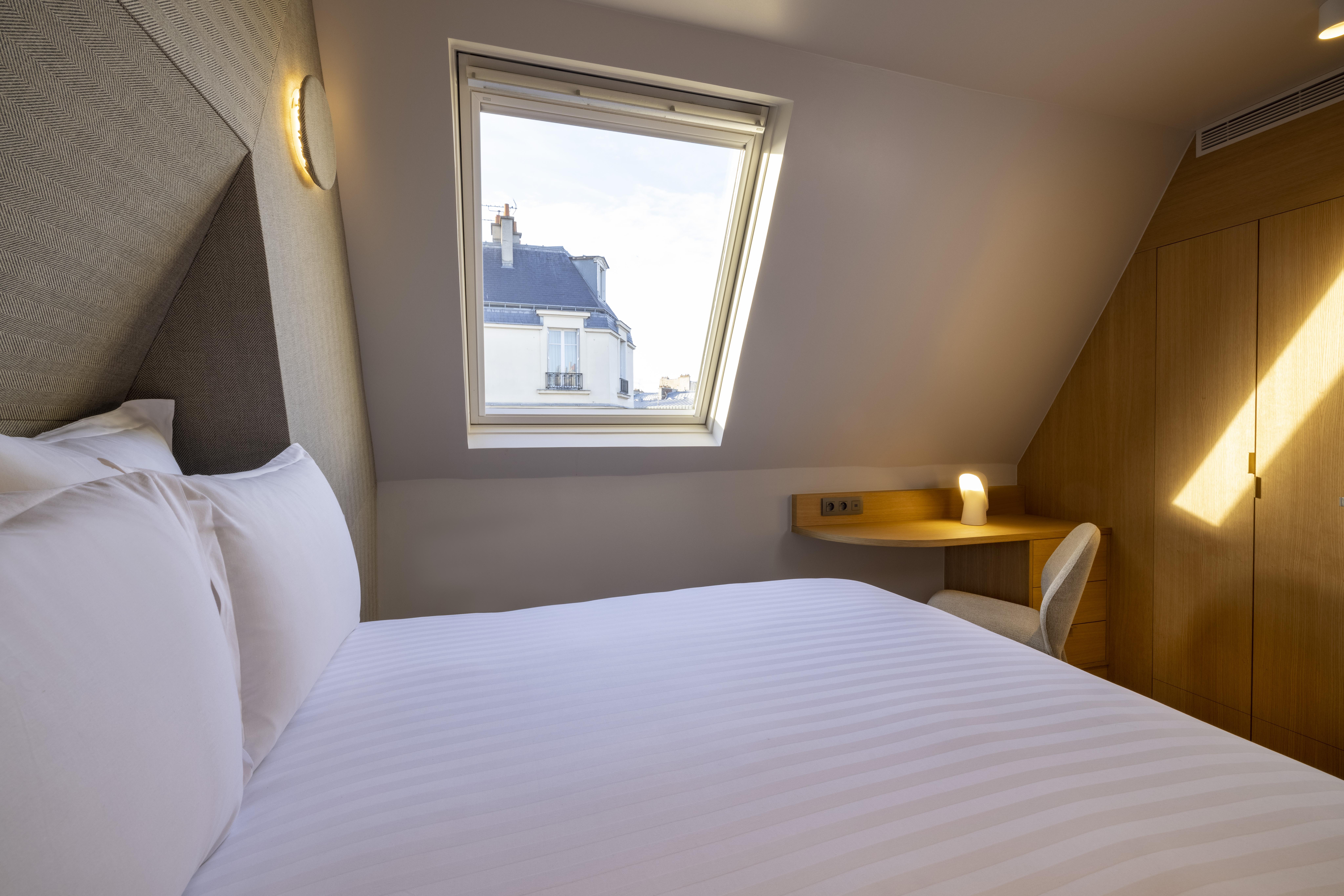 Beige Hotel Paris