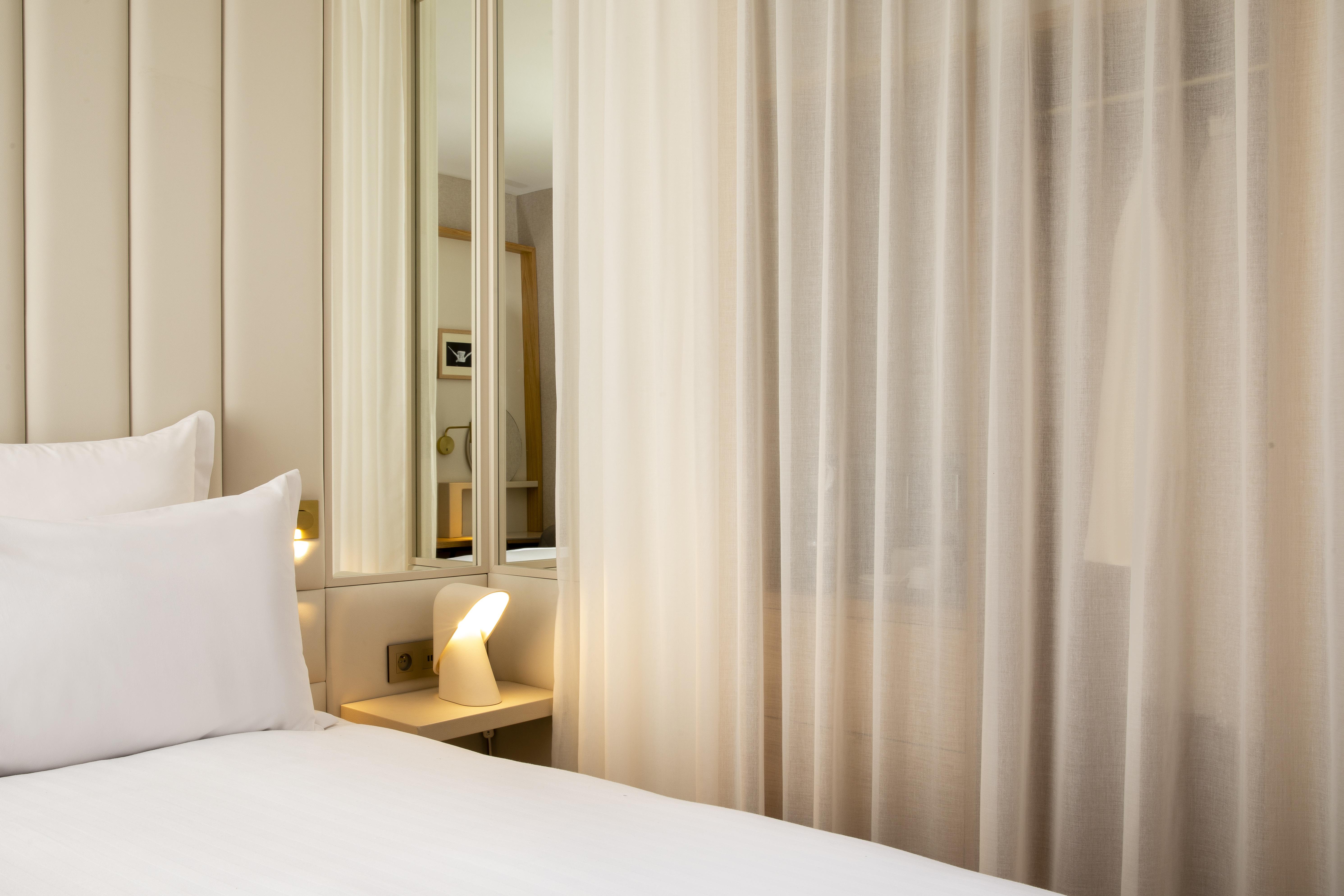 Beige 4*