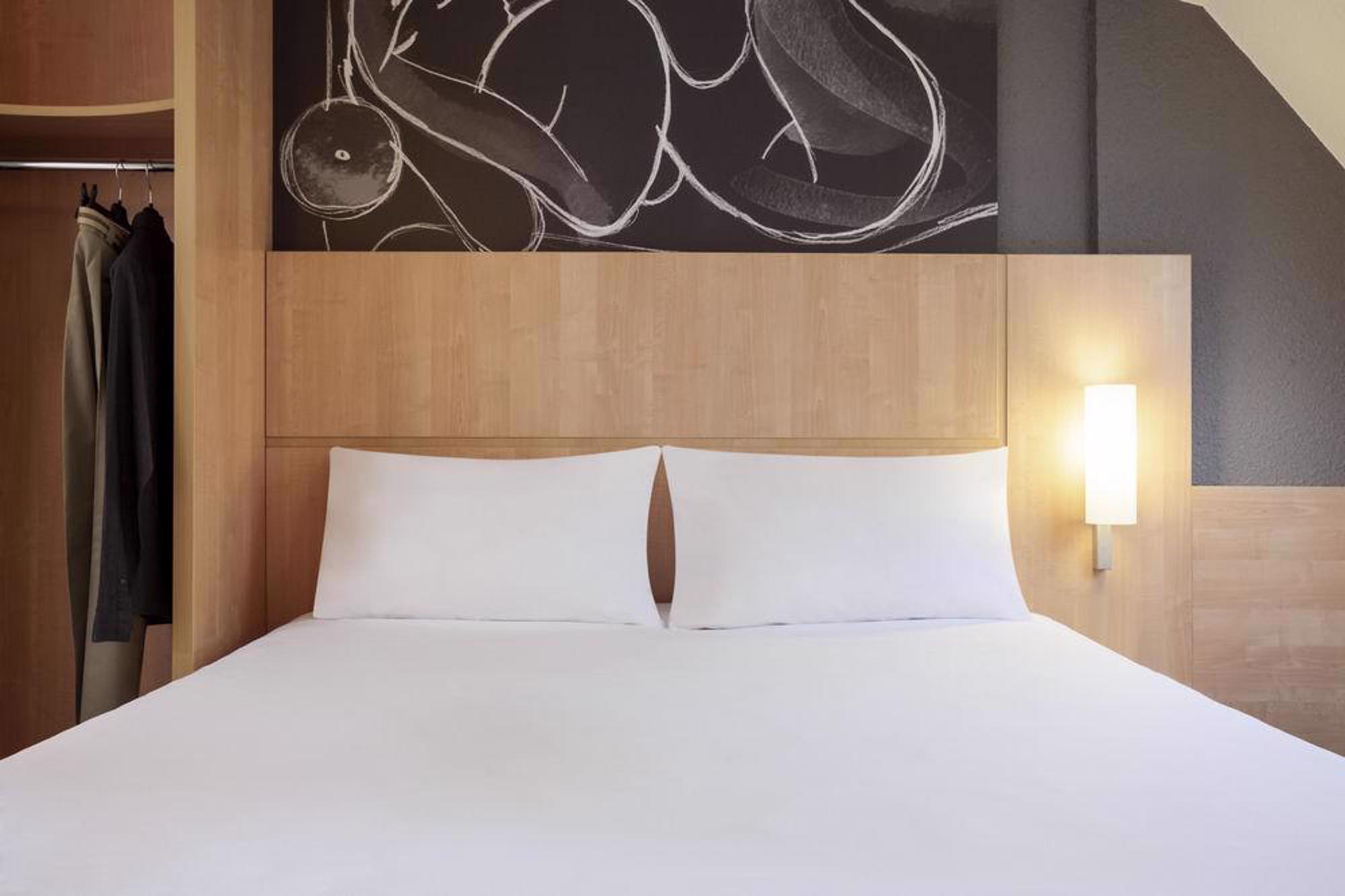 Ibis Maine Montparnasse Hotel Paris