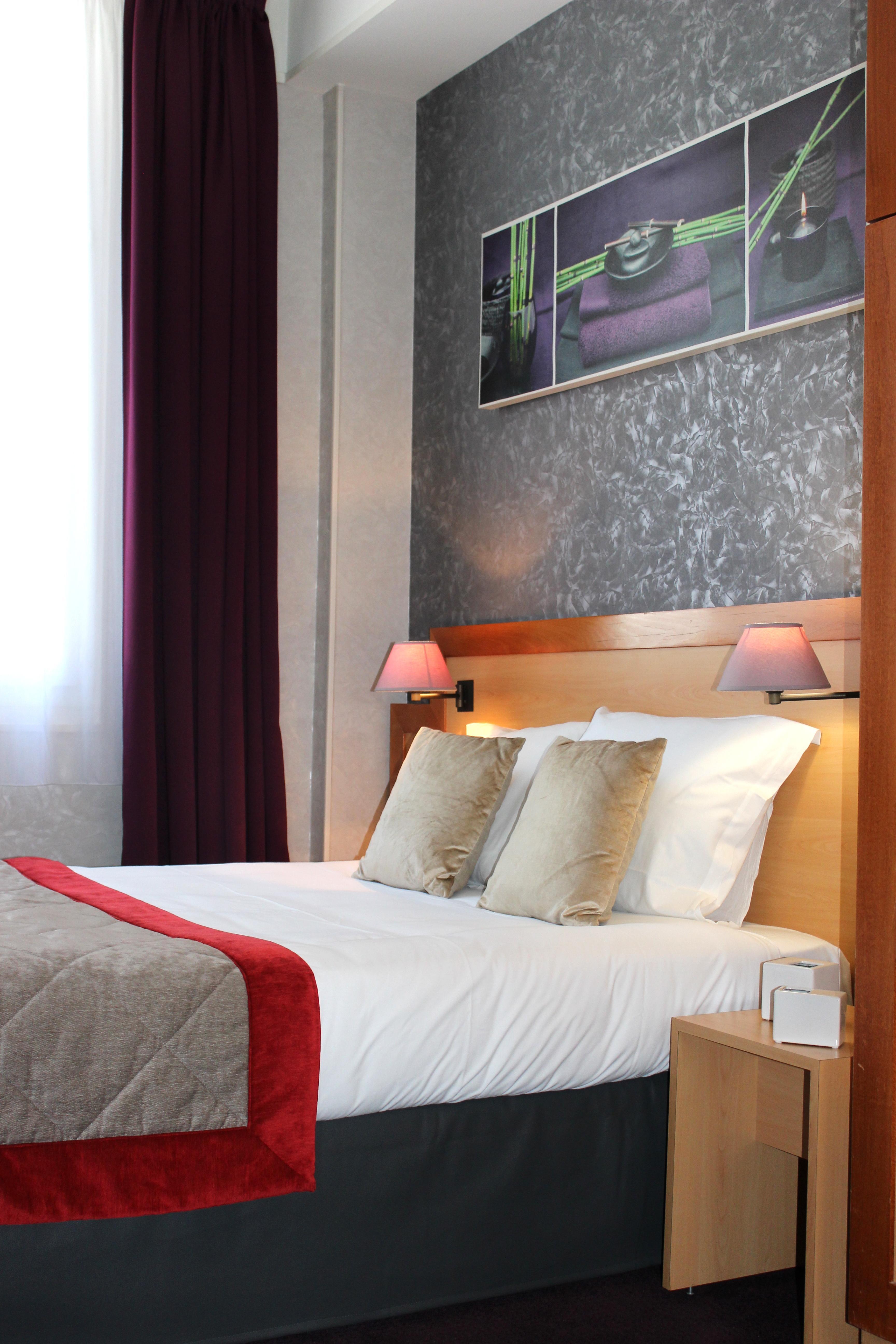 Du Chemin Vert Hotel