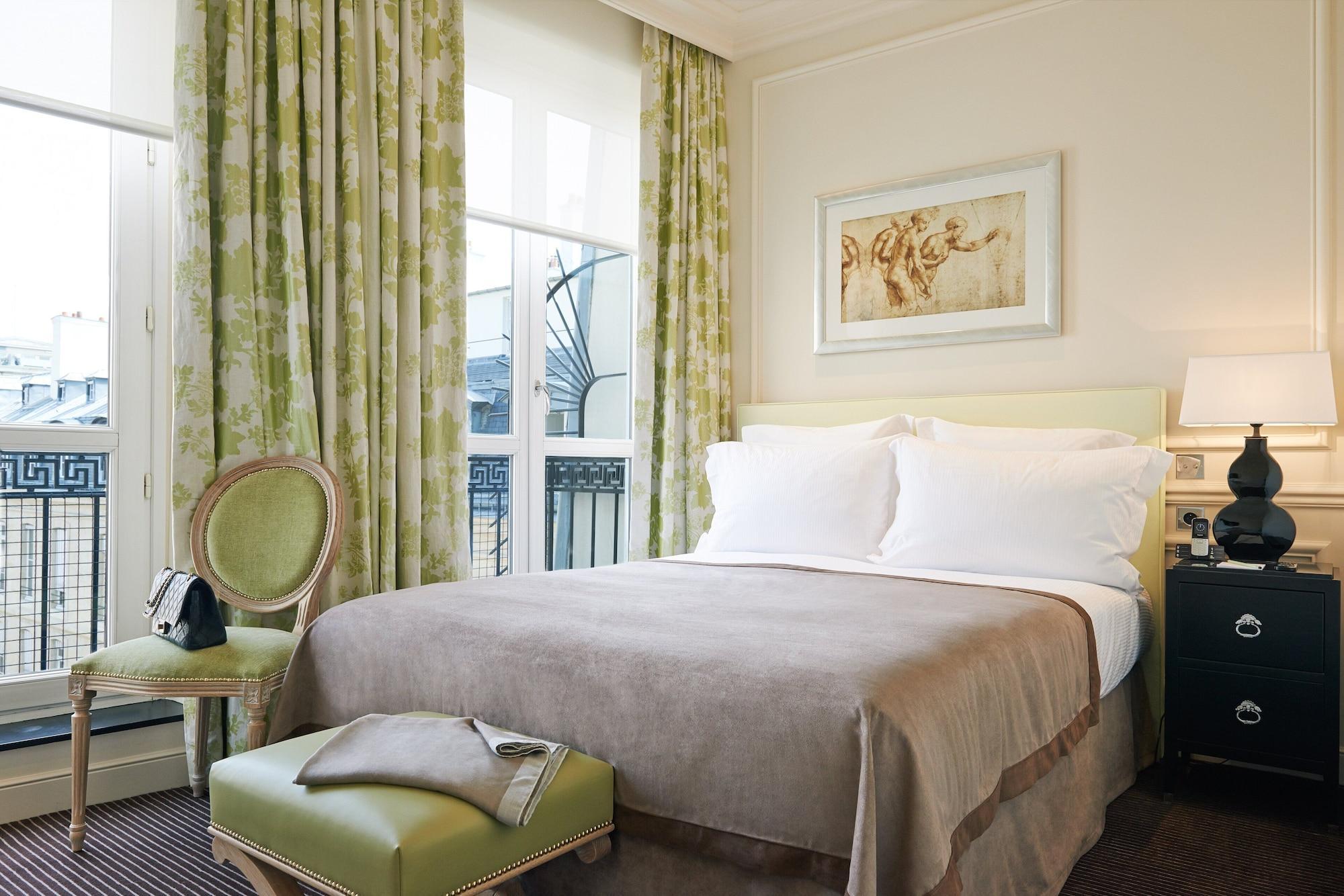 Hotel Grand Du Palais Royal Paris