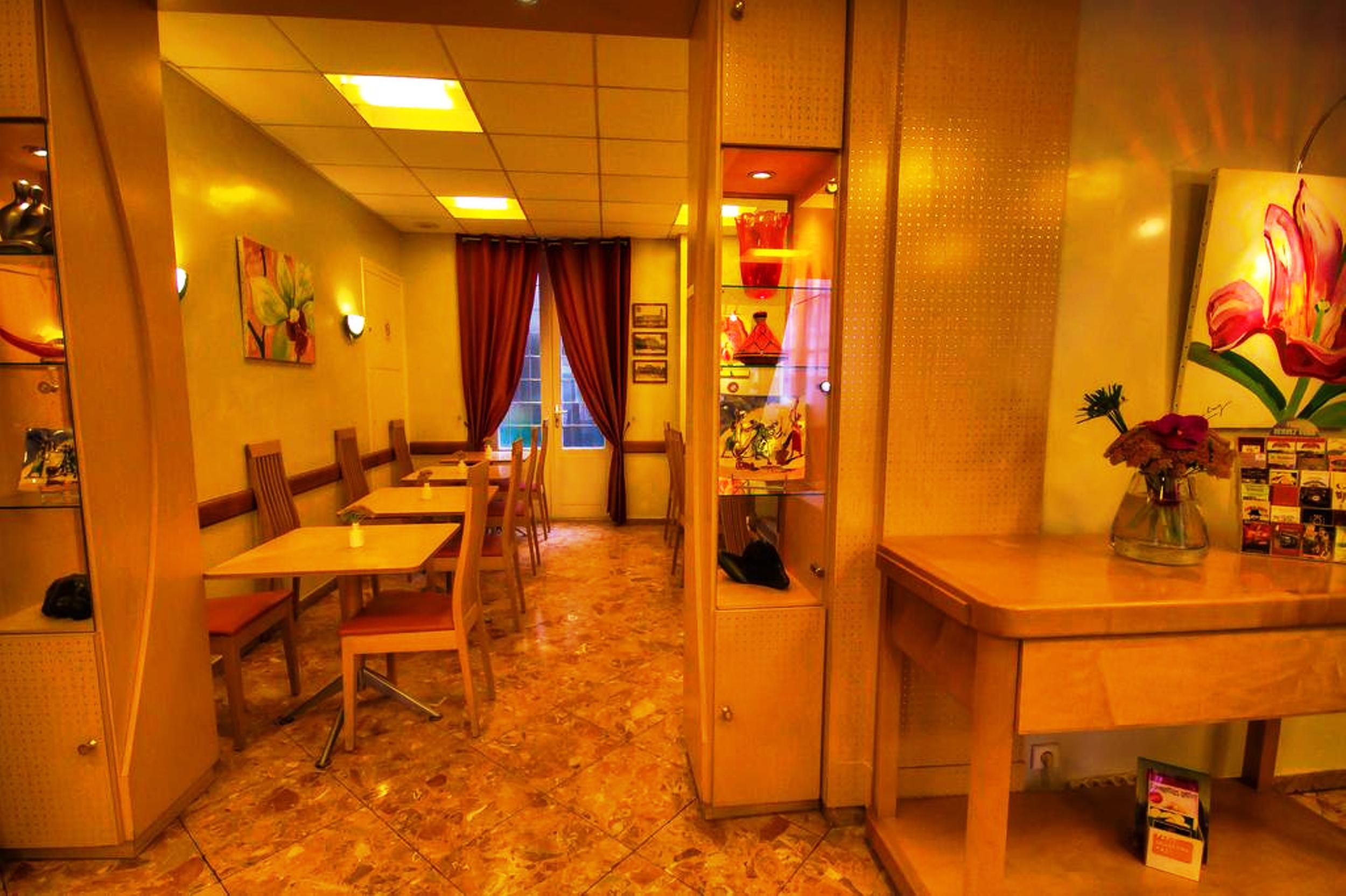 Des Trois Gares Hotel 3*