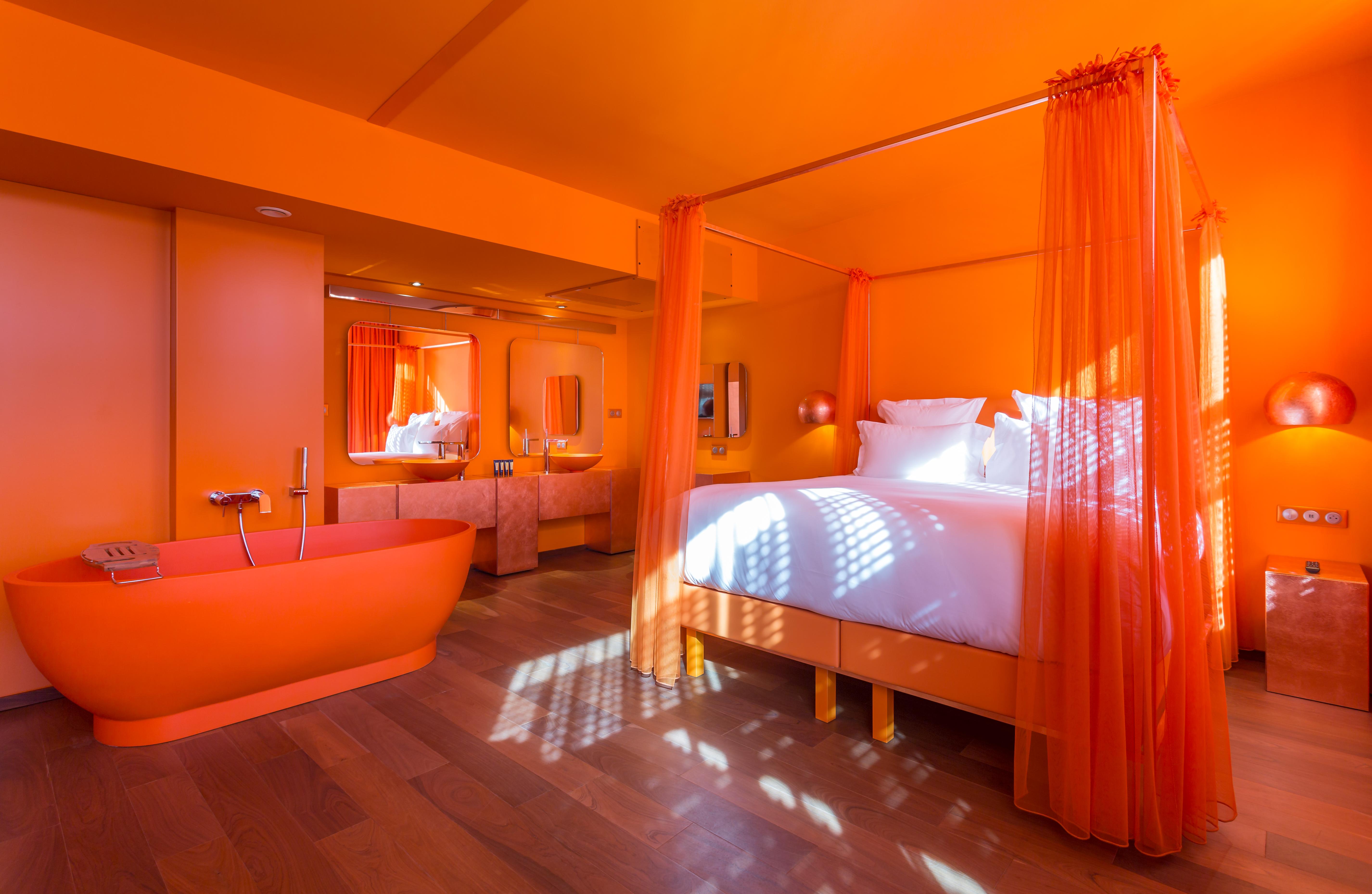 Hotel Off Seine 4*