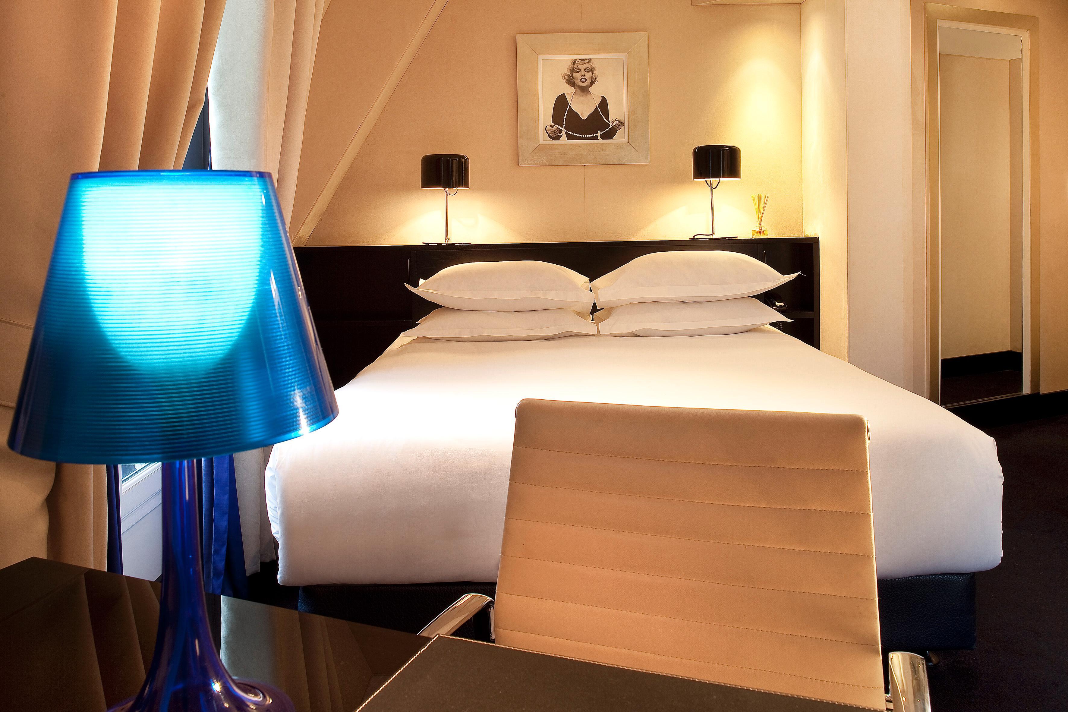 Hotel Mate Alain - Champs-elysées Paris